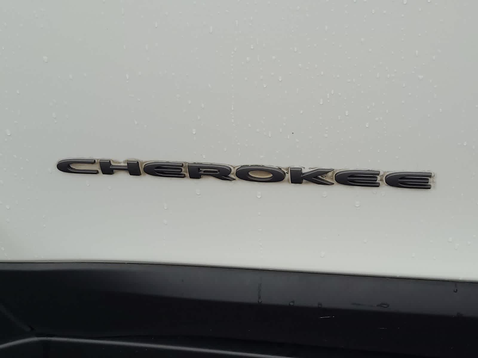 Thumbnail: 2016 Jeep Cherokee - 15