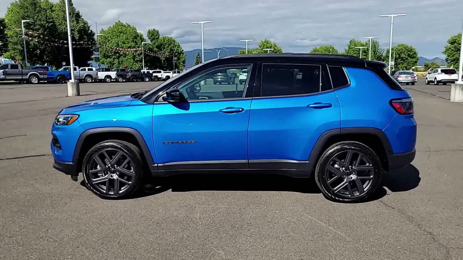 Thumbnail: 2025 Jeep Compass - 5