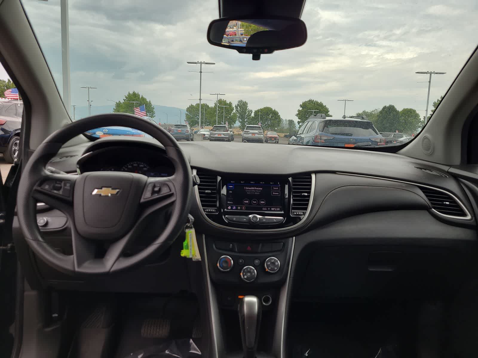Thumbnail: 2020 Chevrolet Trax - 18