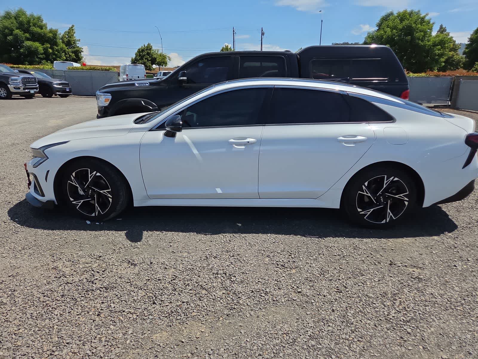 Thumbnail: 2025 Kia K5 - 2