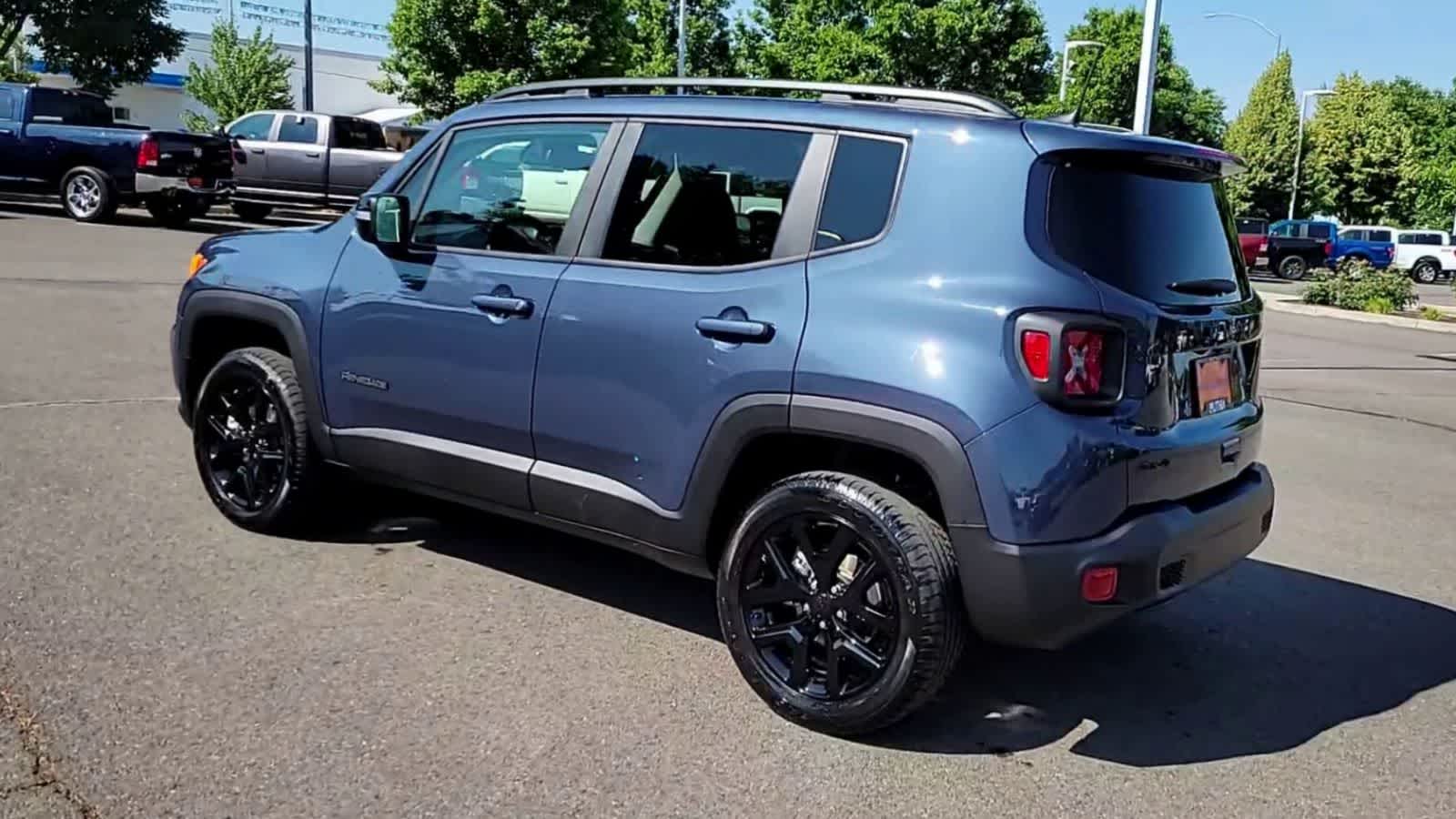 Thumbnail: 2023 Jeep Renegade - 6
