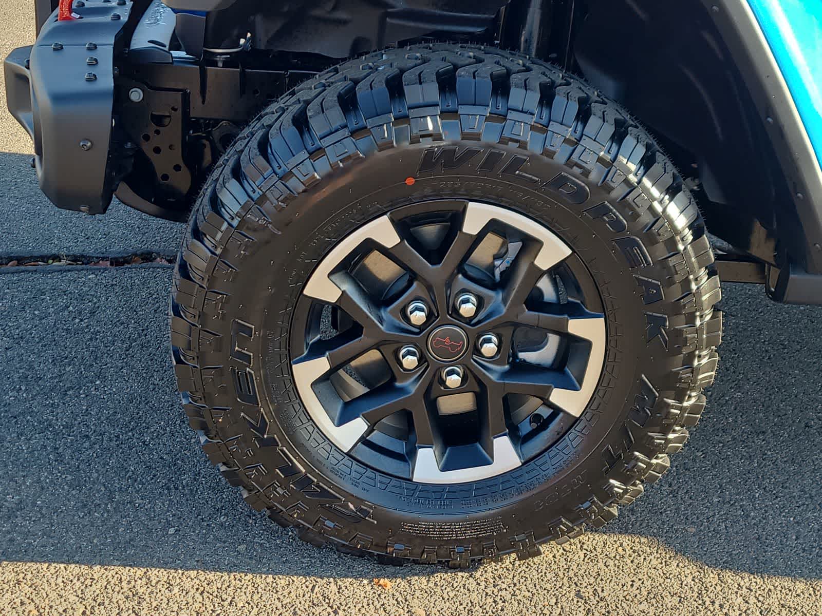 Thumbnail: 2026 Jeep Gladiator - 16