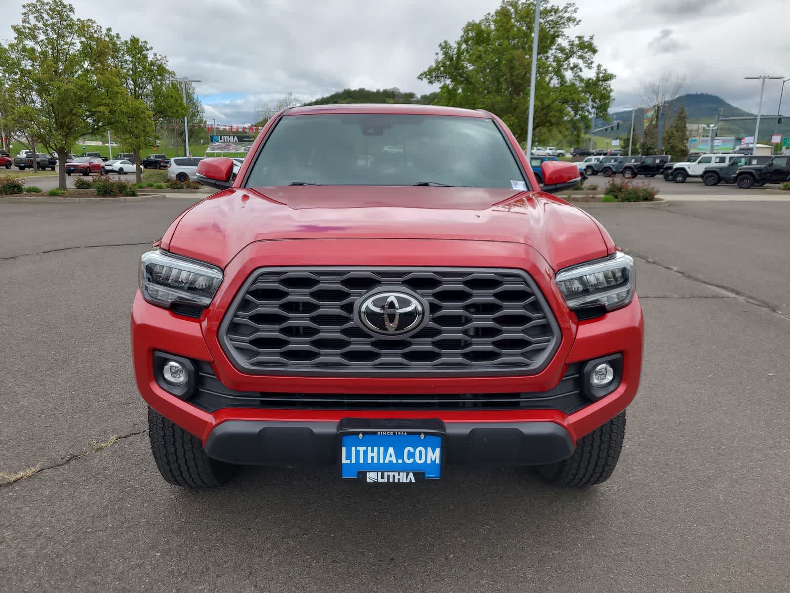 Thumbnail: 2022 Toyota Tacoma - 14