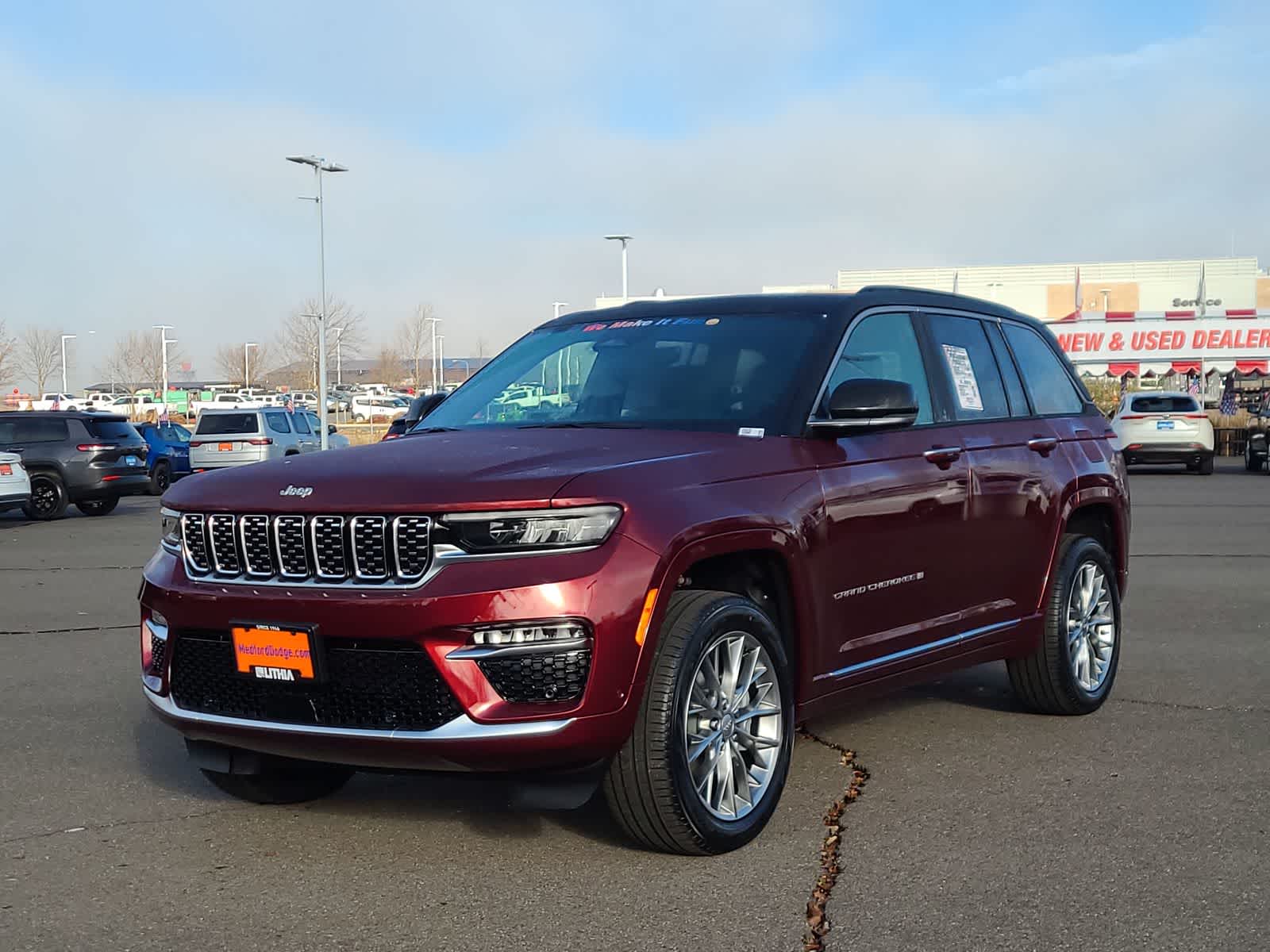 2025 Jeep Grand Cherokee Summit's photo