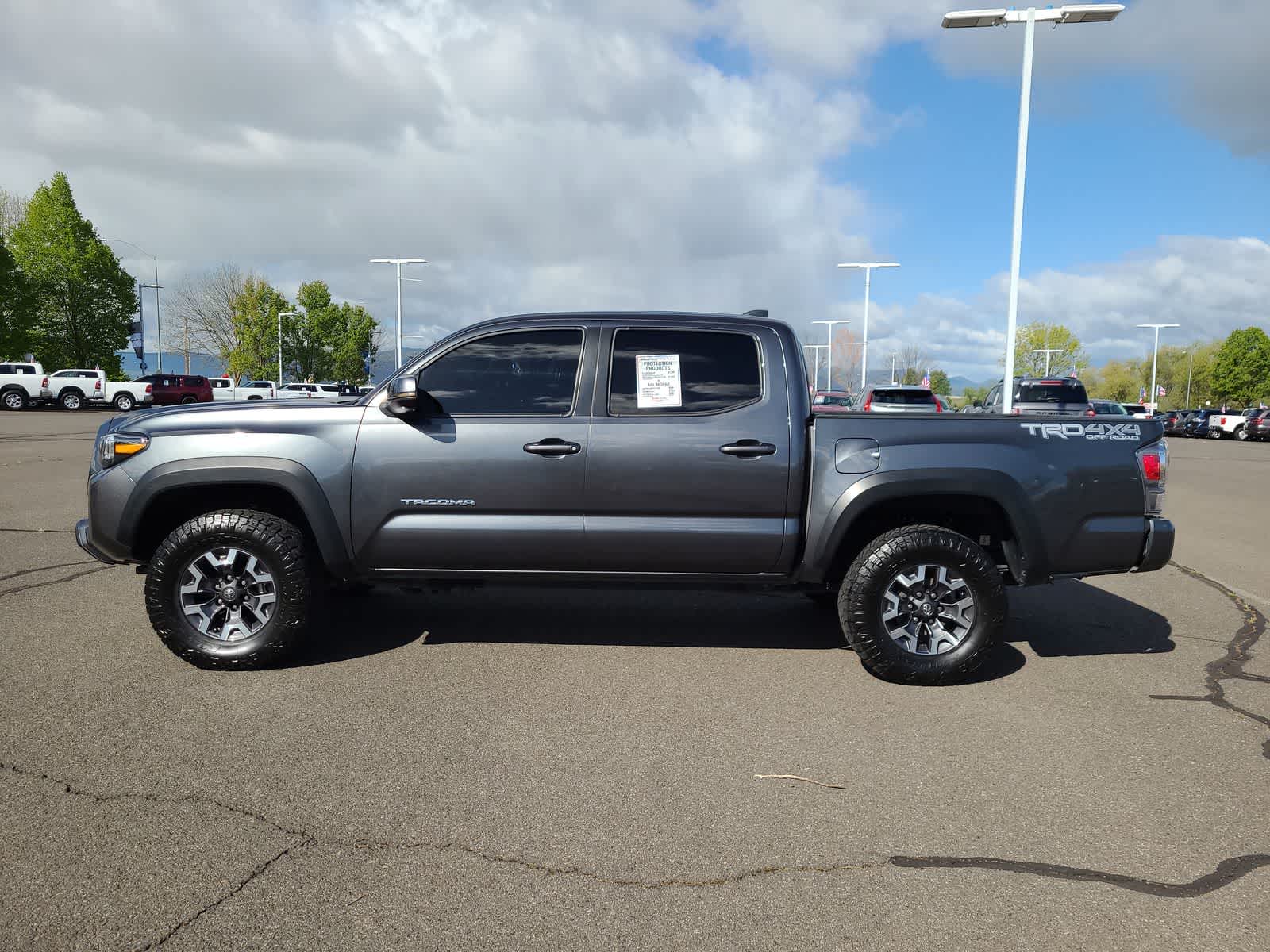 Thumbnail: 2023 Toyota Tacoma - 11