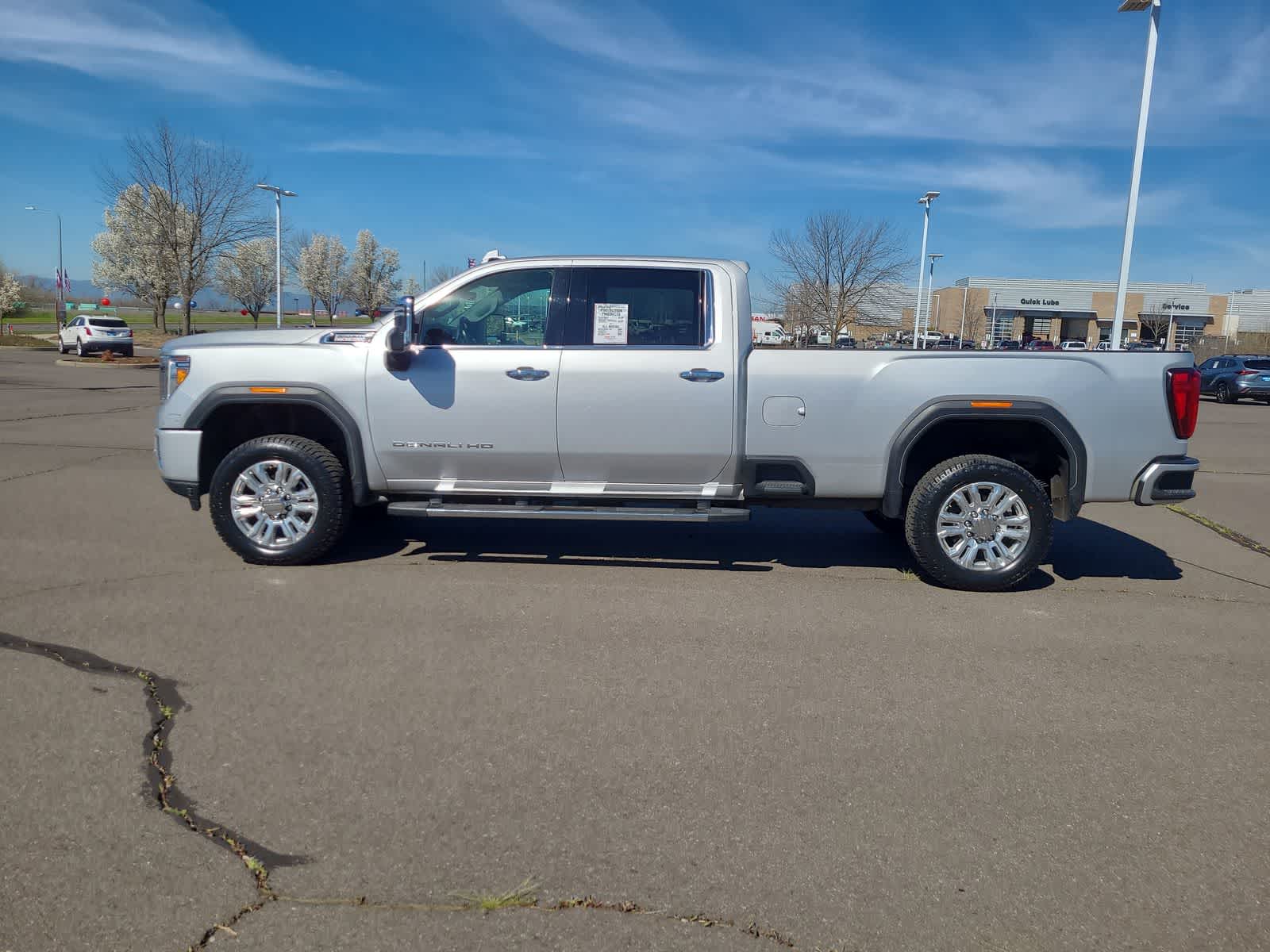 Thumbnail: 2022 GMC Sierra 3500 - 11