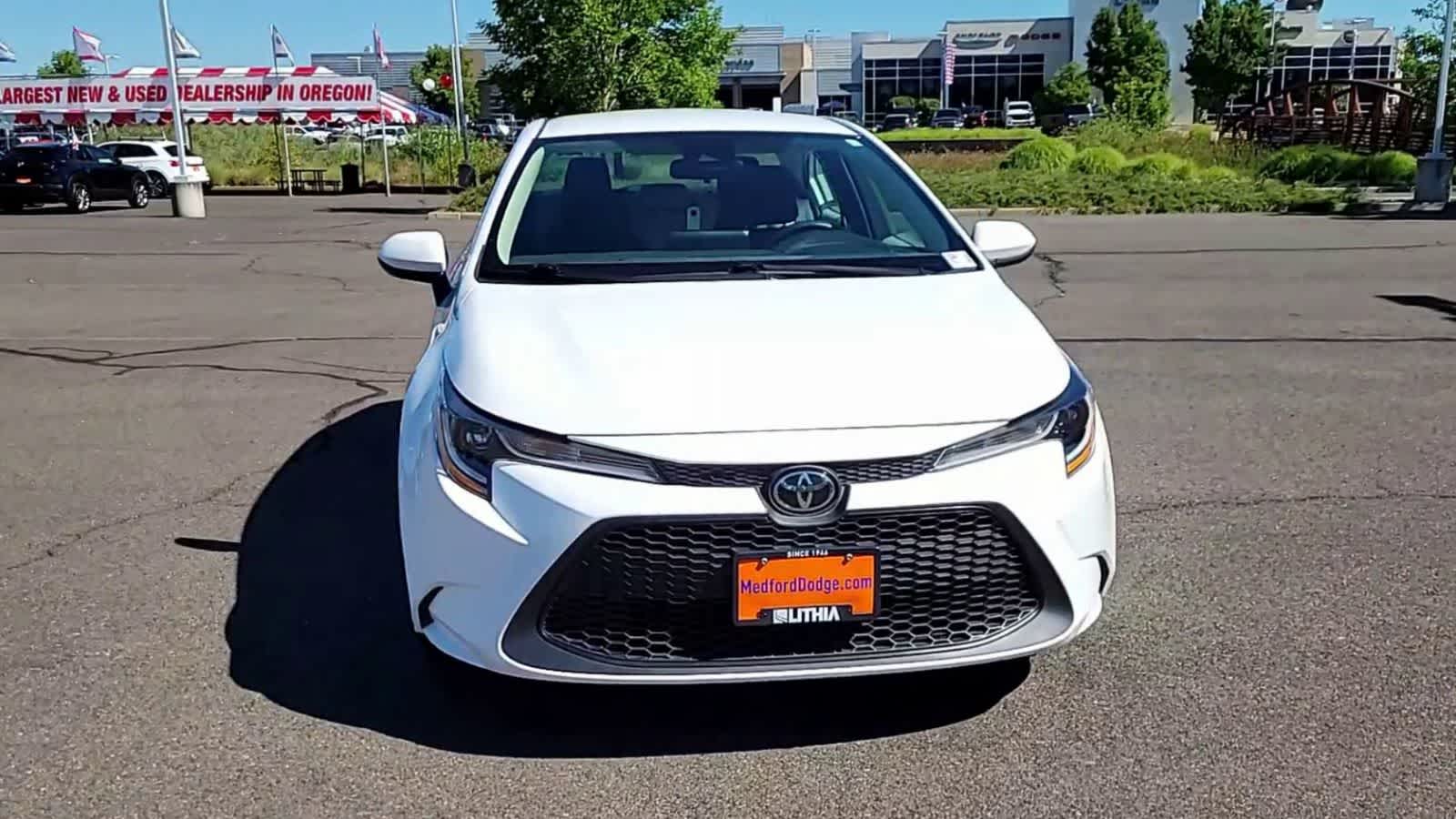 Thumbnail: 2022 Toyota Corolla - 3