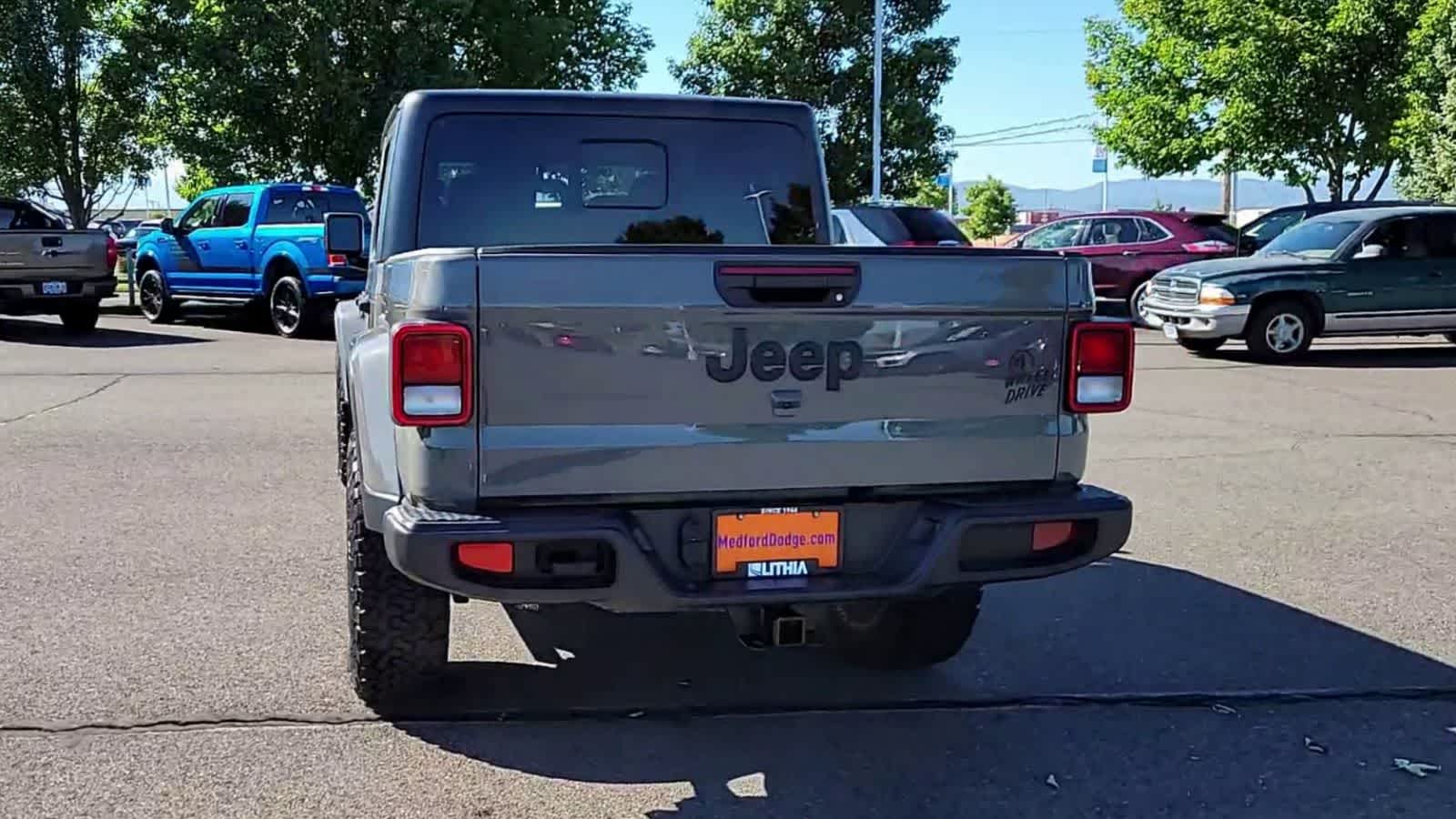 Thumbnail: 2021 Jeep Gladiator - 7