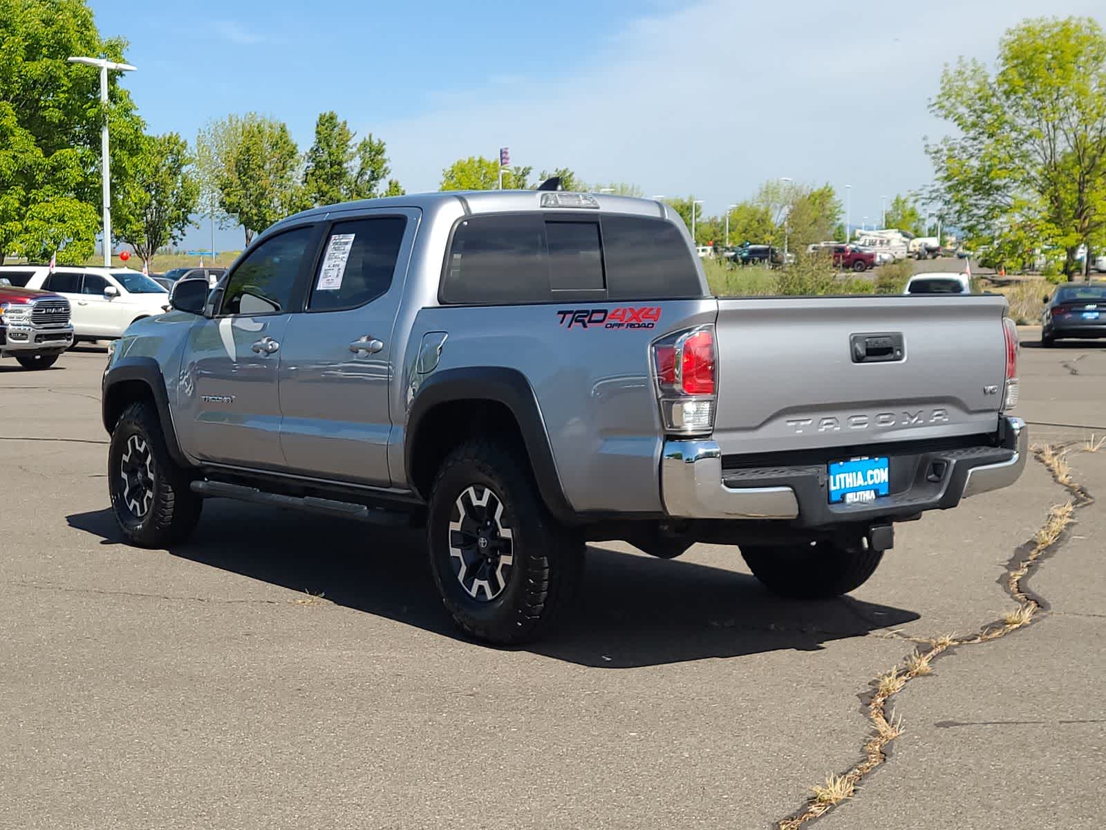 Thumbnail: 2021 Toyota Tacoma - 12