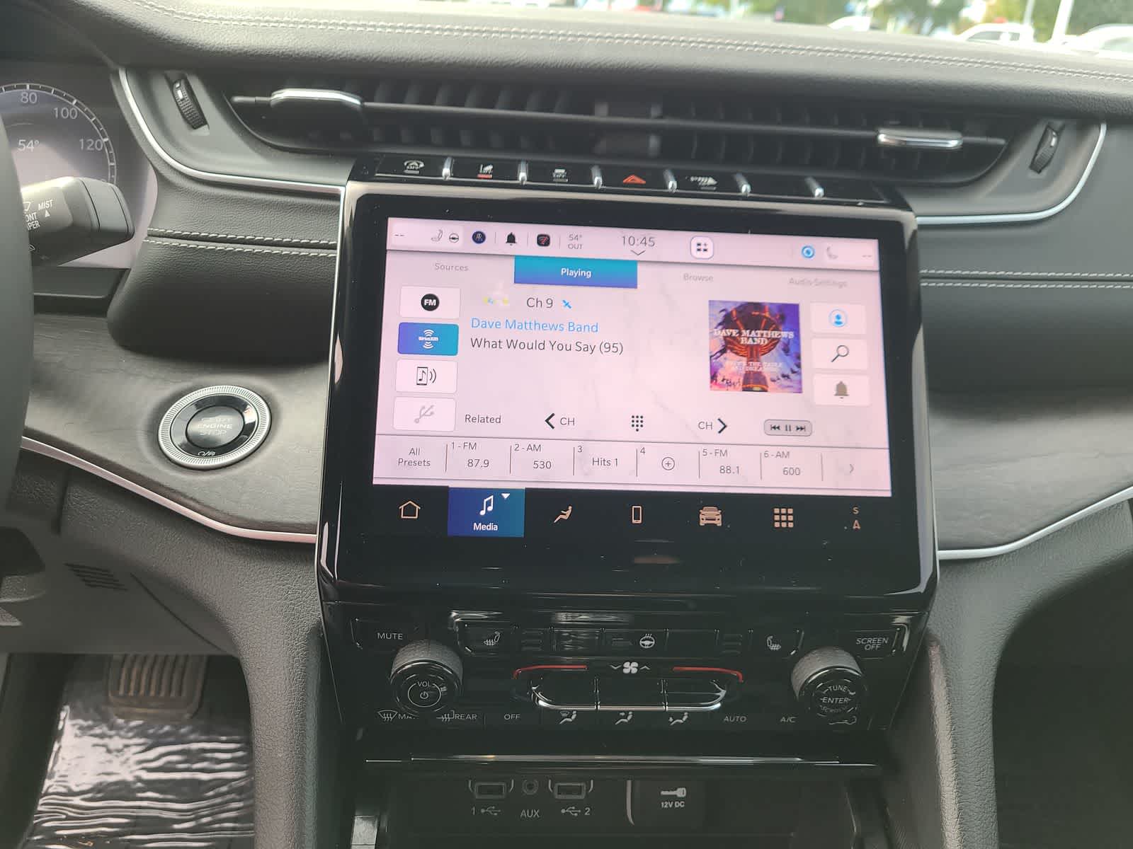 Thumbnail: 2024 Jeep Grand Cherokee - 24