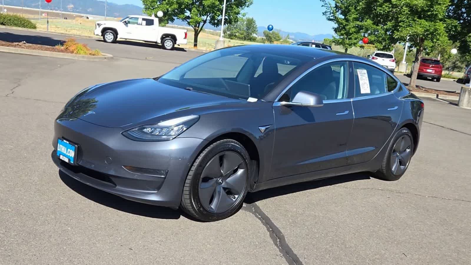 Thumbnail: 2019 Tesla Model 3 - 3