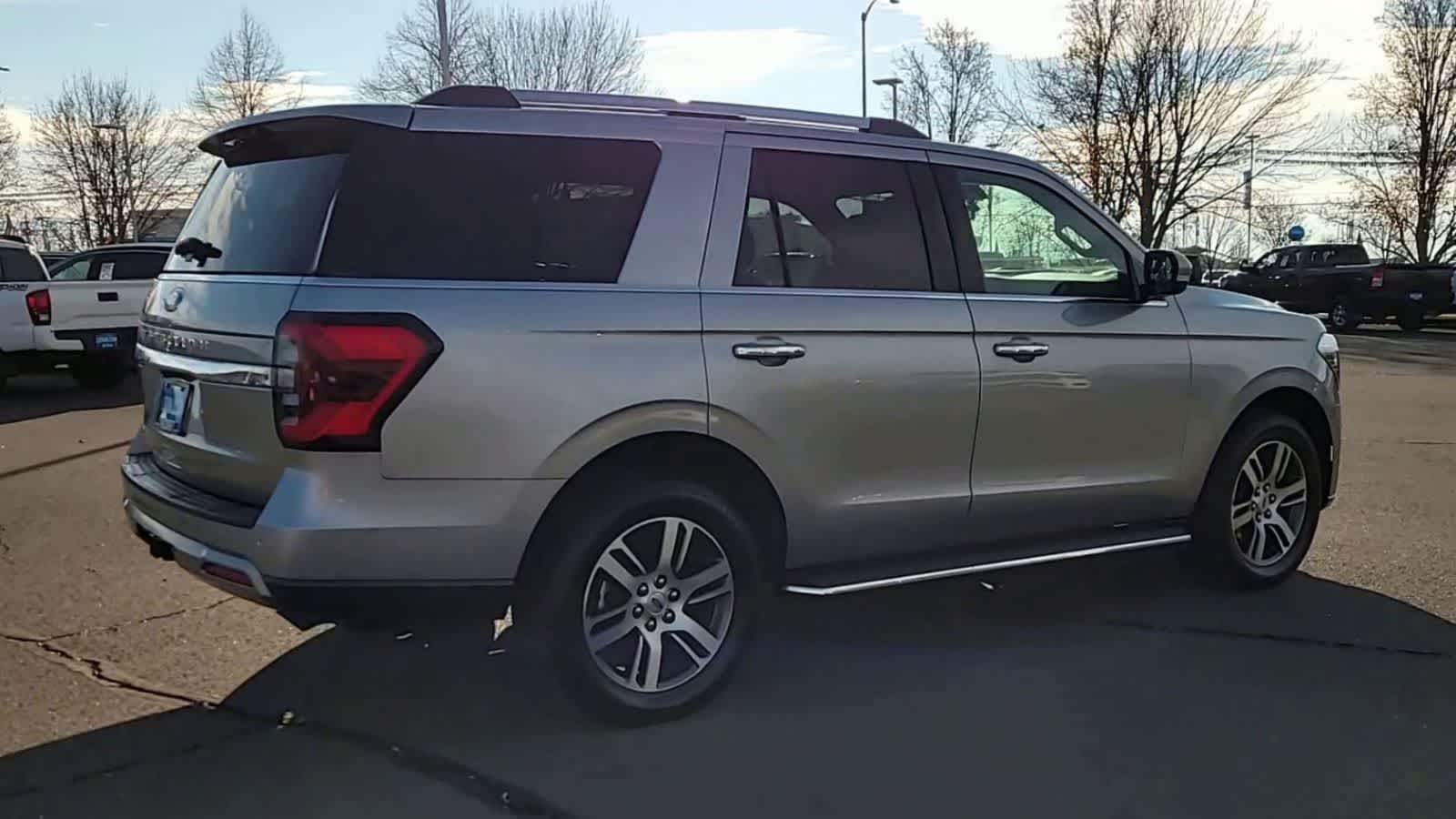 Thumbnail: 2023 Ford Expedition - 8