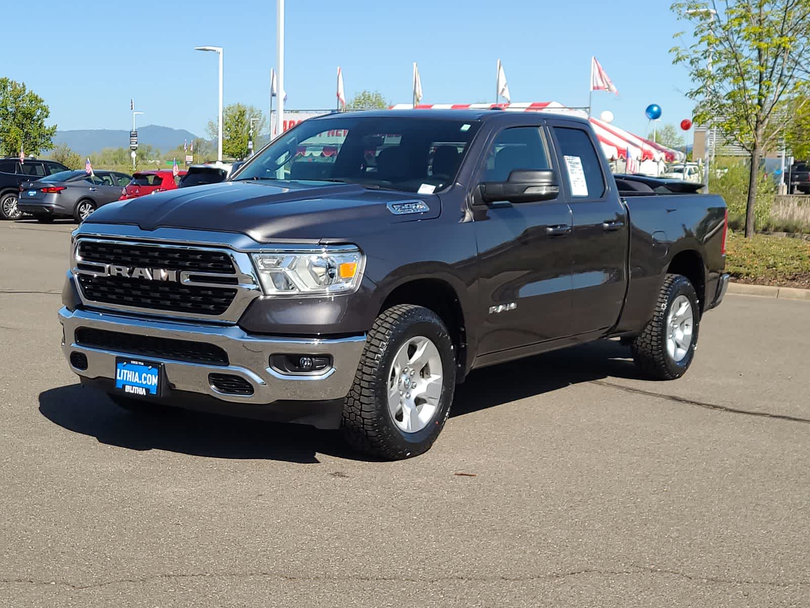 2022 RAM 1500 Big Horn/Lone Star 4x4 Quad Cab 6'4's photo