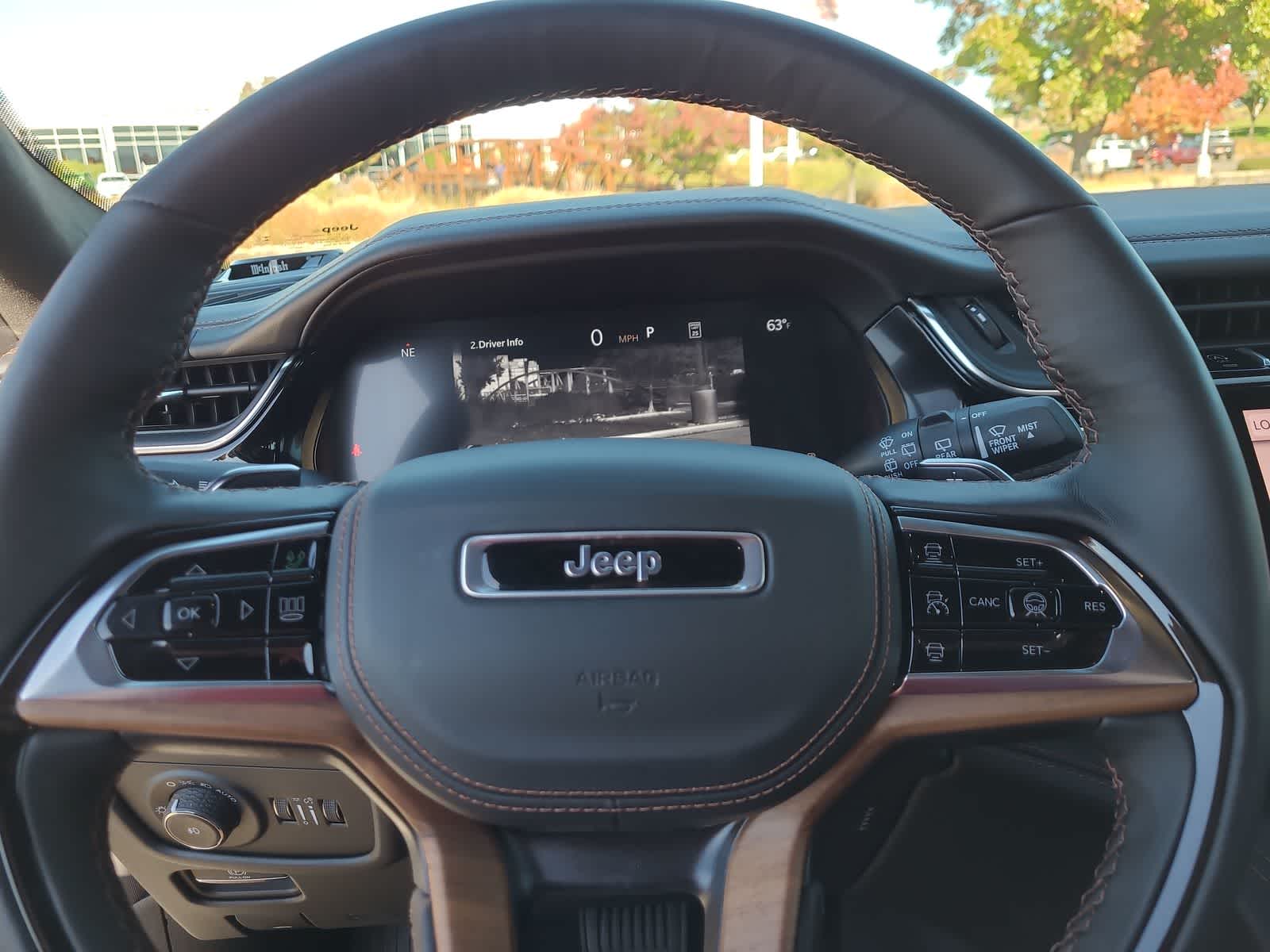 Thumbnail: 2025 Jeep Grand Cherokee - 23