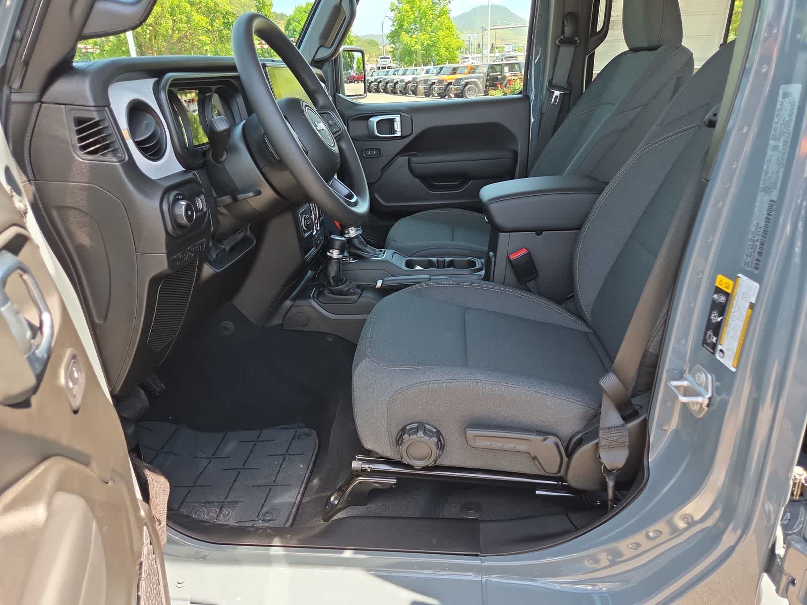 Thumbnail: 2026 Jeep Wrangler - 19