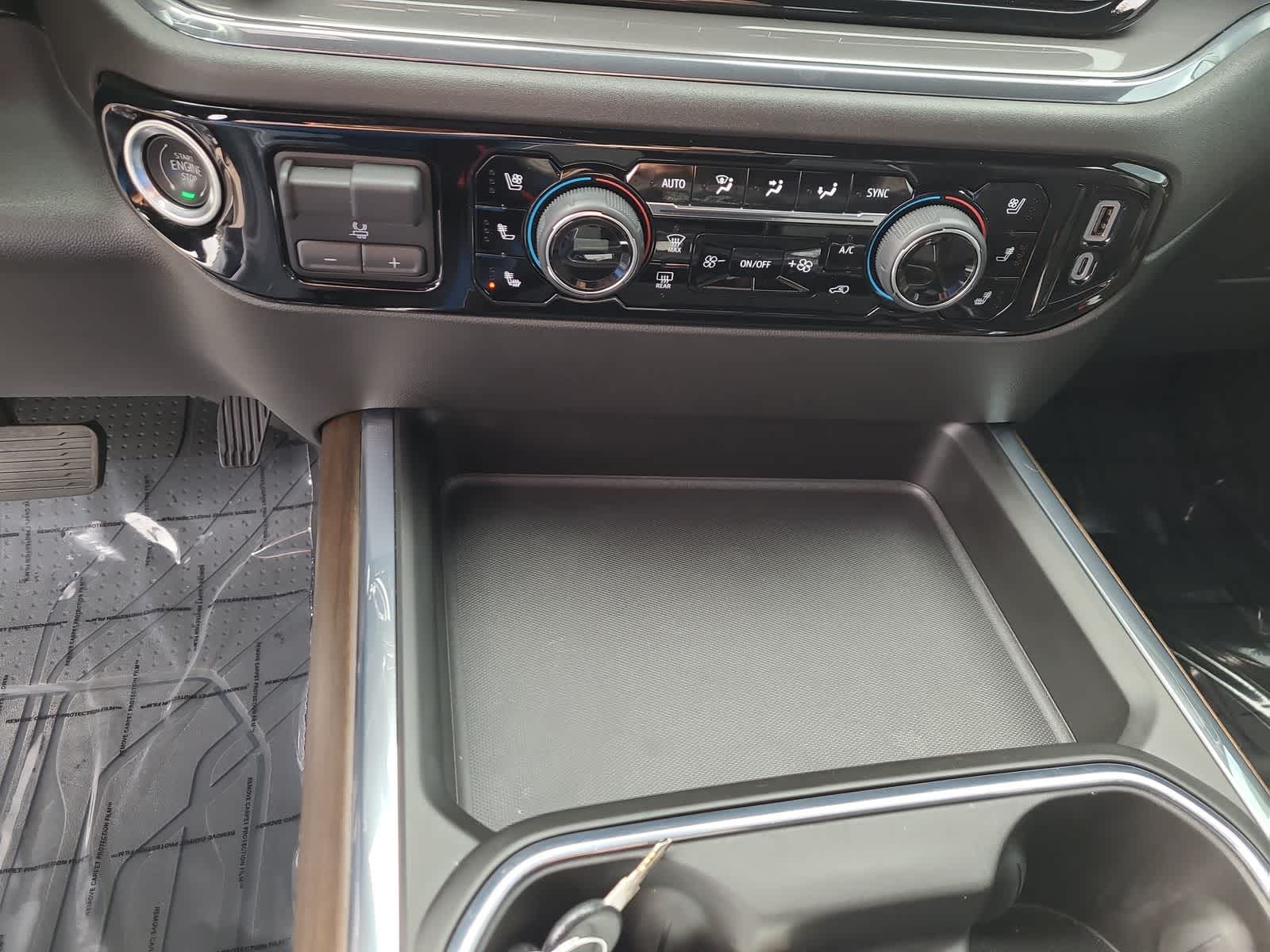 Thumbnail: 2024 Chevrolet Silverado 2500 - 25