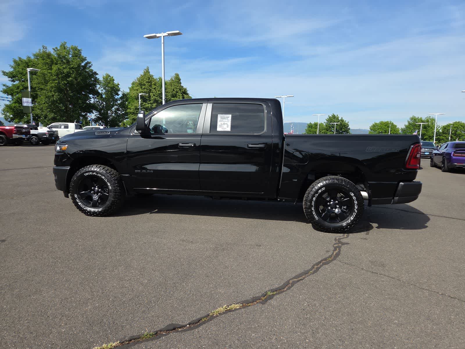 Thumbnail: 2026 RAM 1500 - 11
