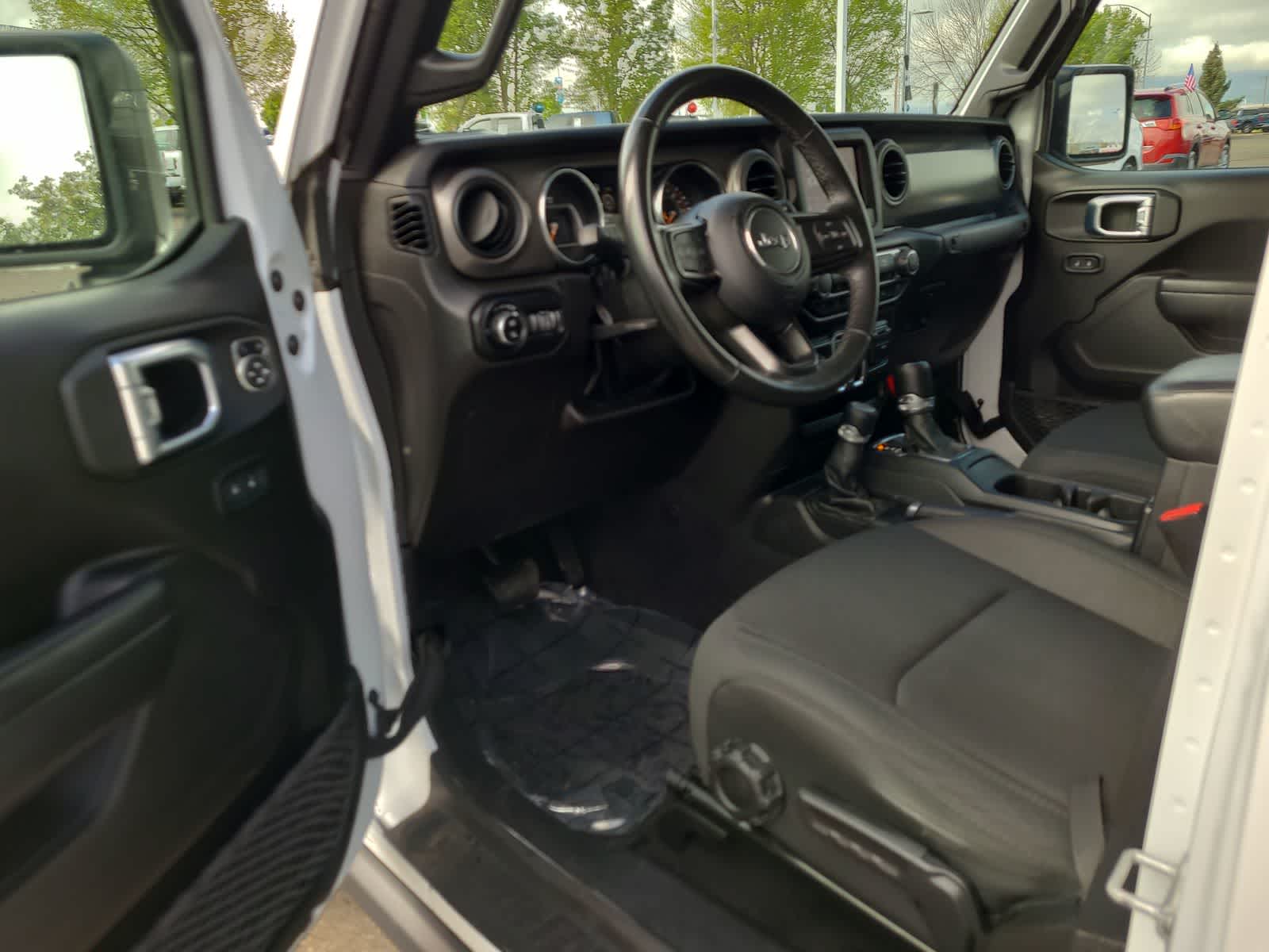 Thumbnail: 2022 Jeep Gladiator - 10