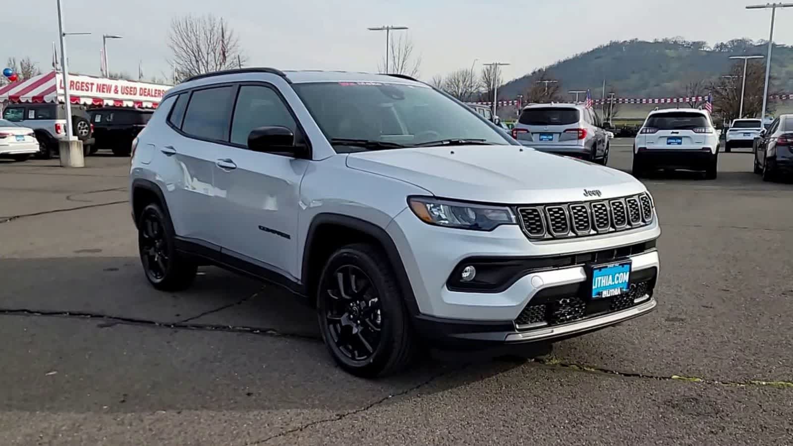 Thumbnail: 2026 Jeep Compass - 2