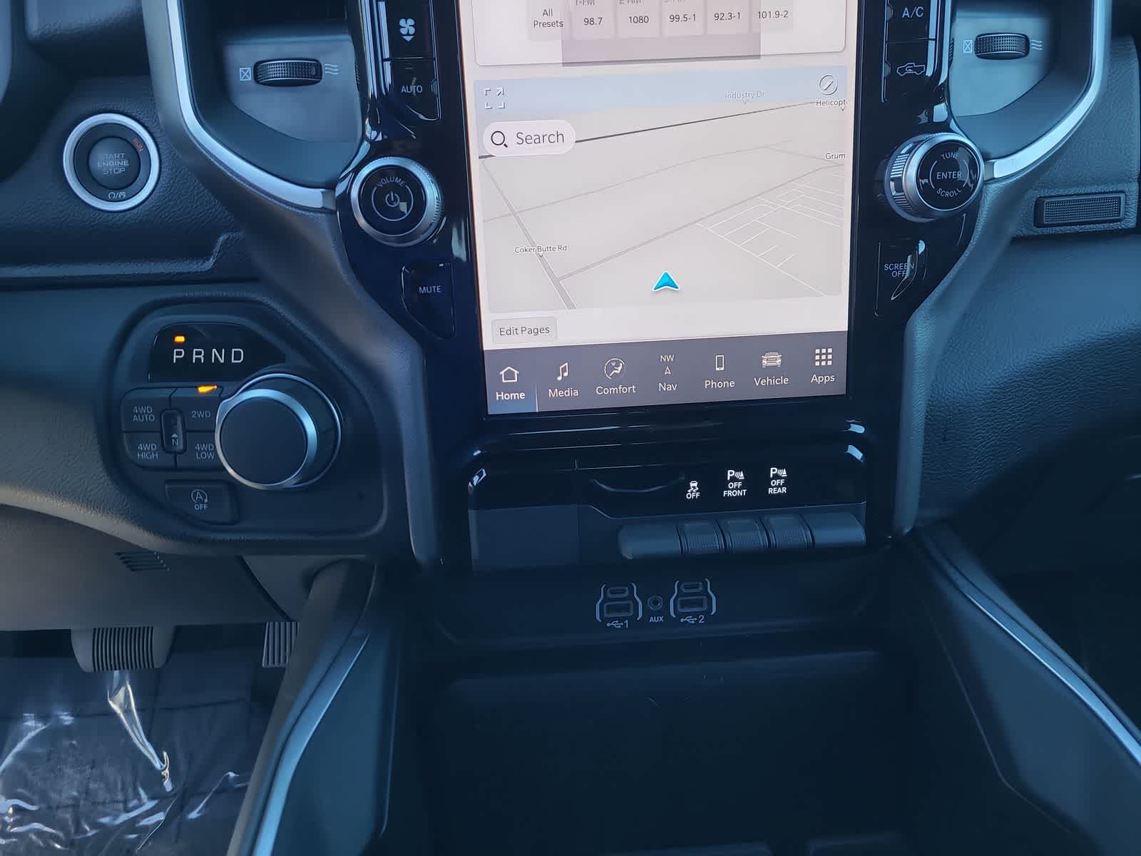 Thumbnail: 2025 RAM 1500 - 25