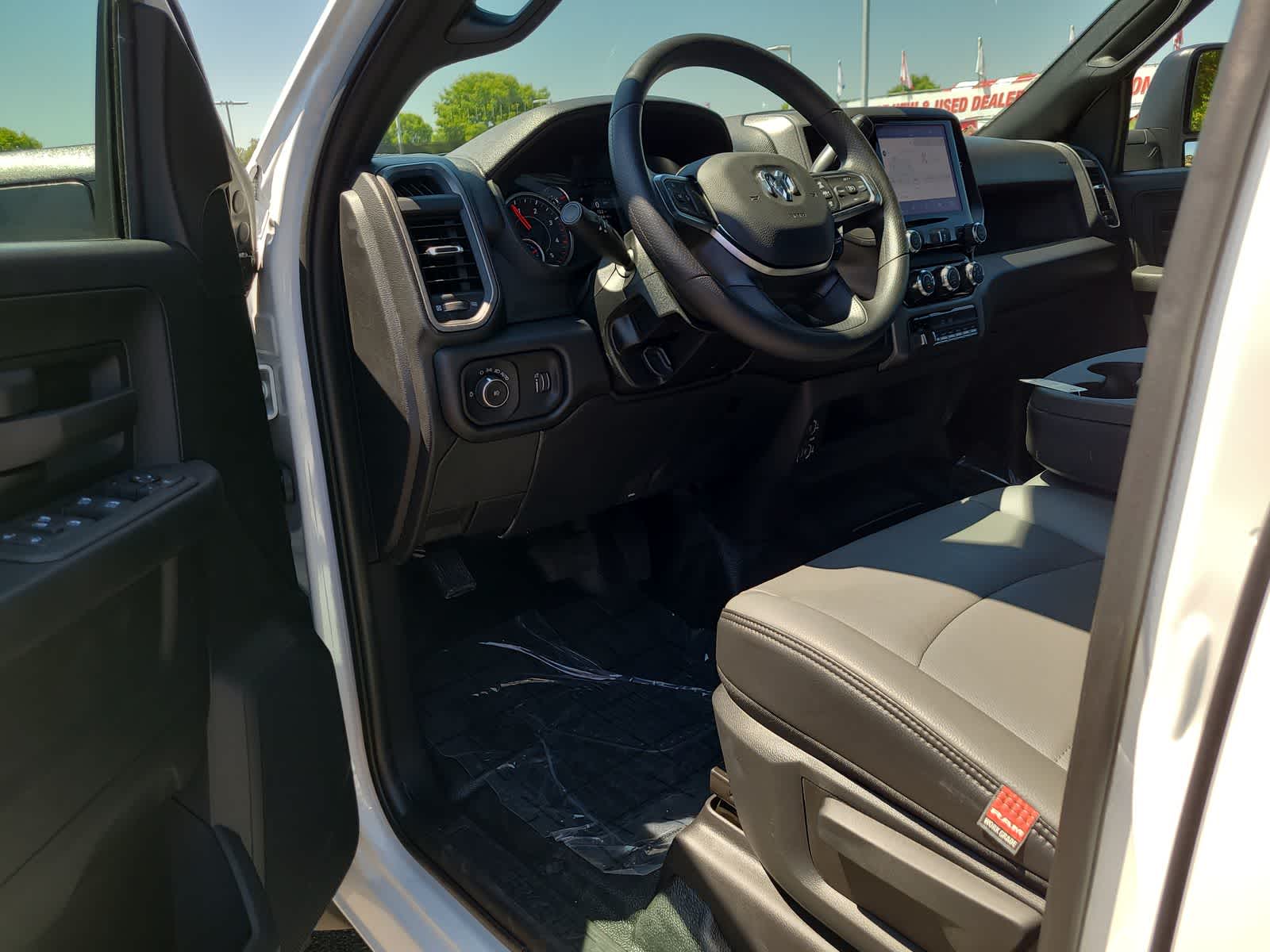 Thumbnail: 2025 RAM 5500 - 10