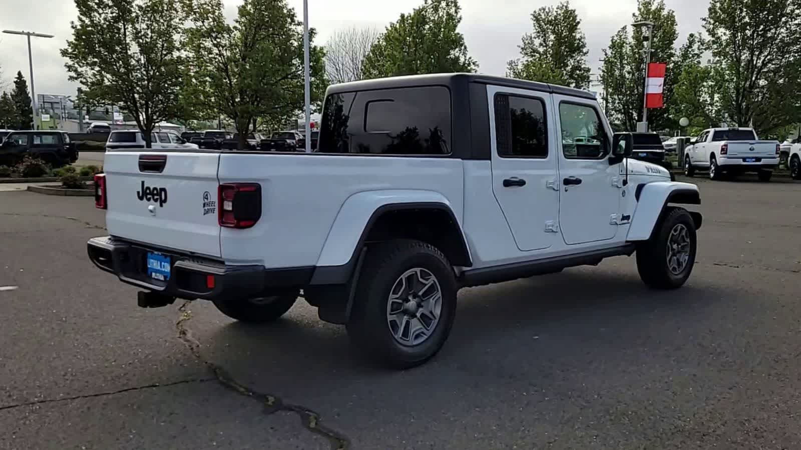 Thumbnail: 2022 Jeep Gladiator - 8