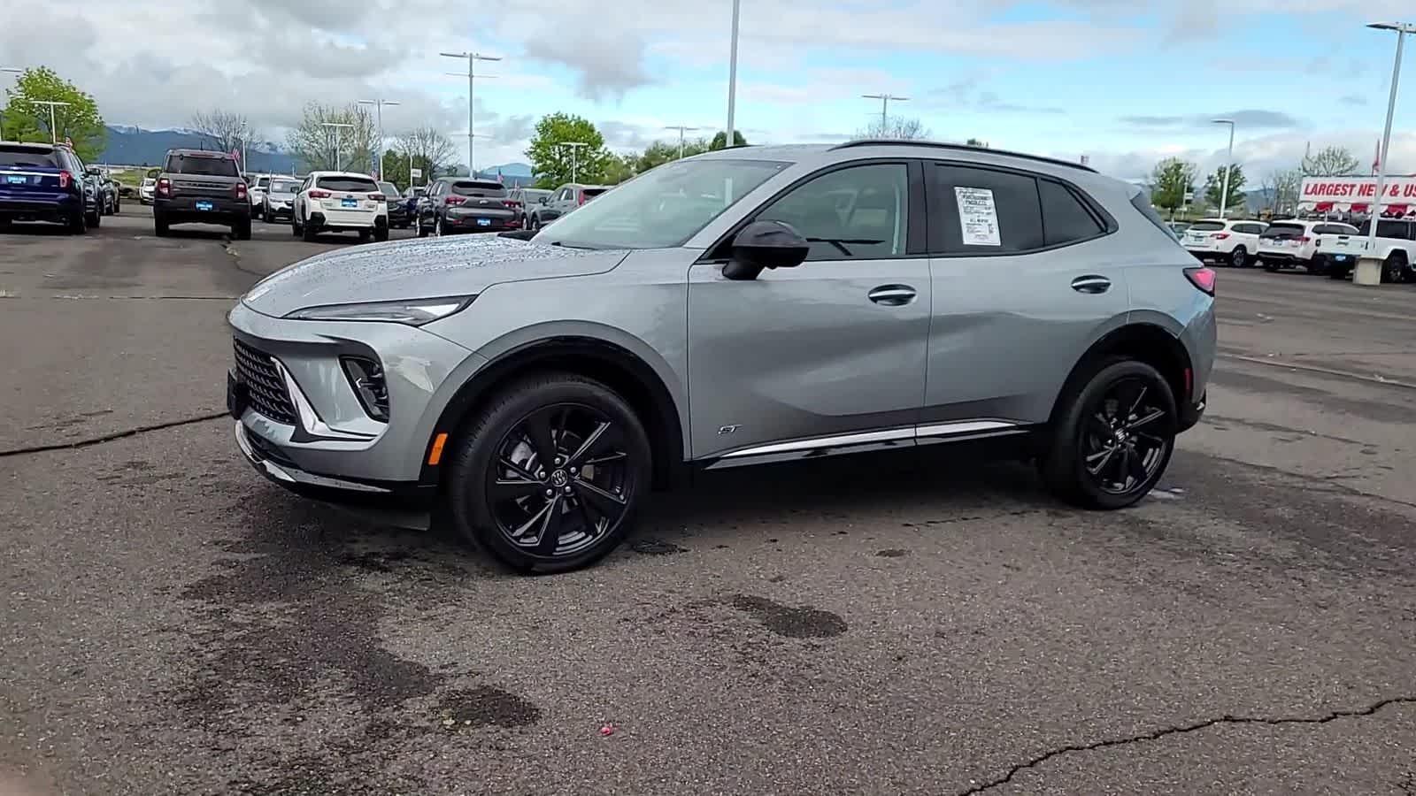 Thumbnail: 2025 Buick Envision - 4
