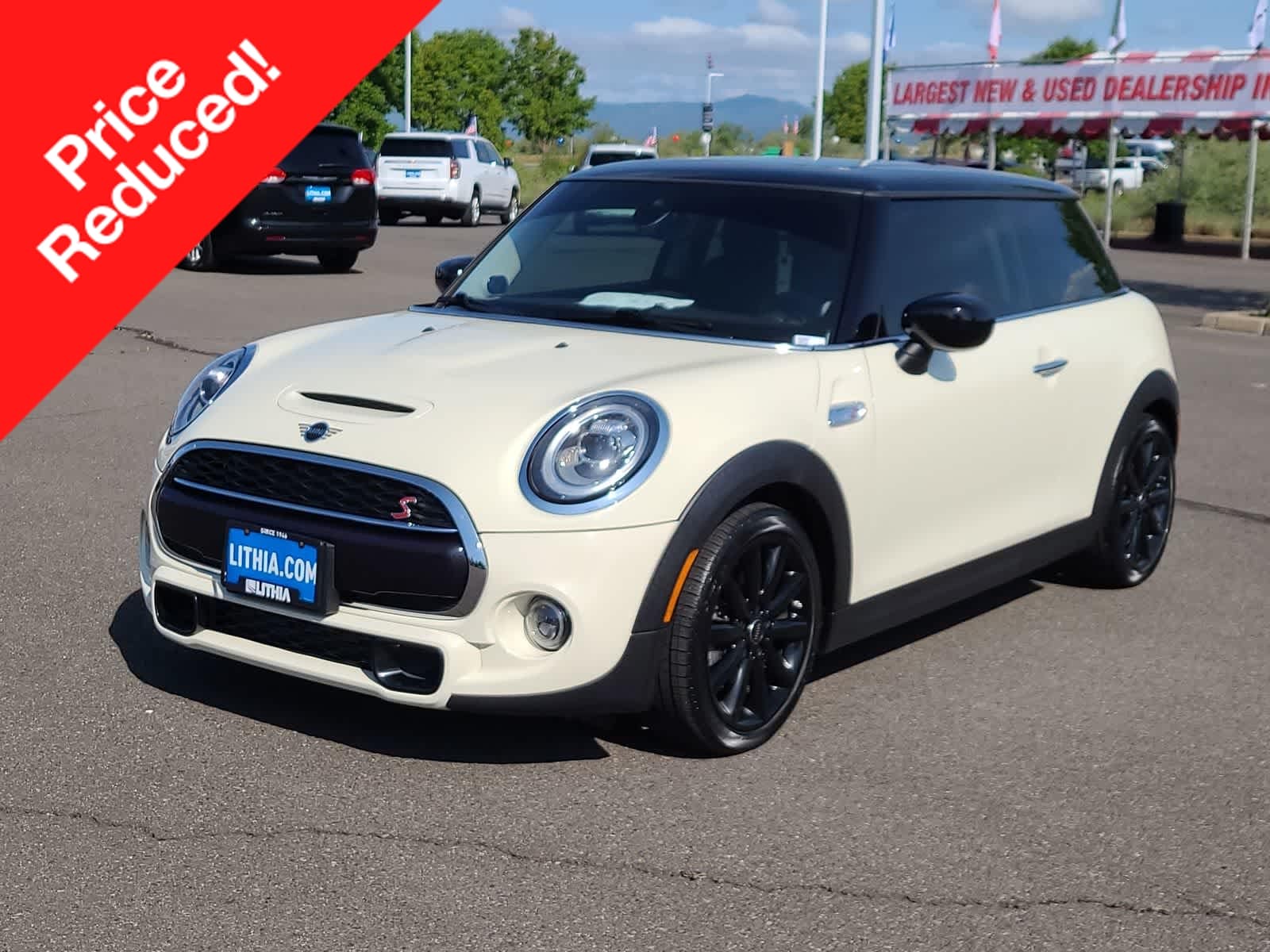 2020 MINI Hardtop 2 Door S's photo