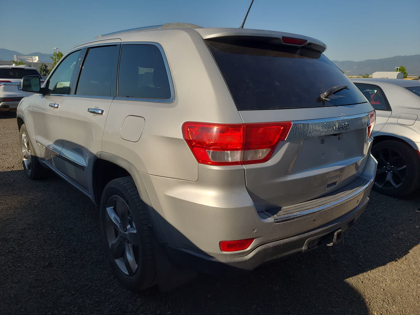 Thumbnail: 2012 Jeep Grand Cherokee - 3