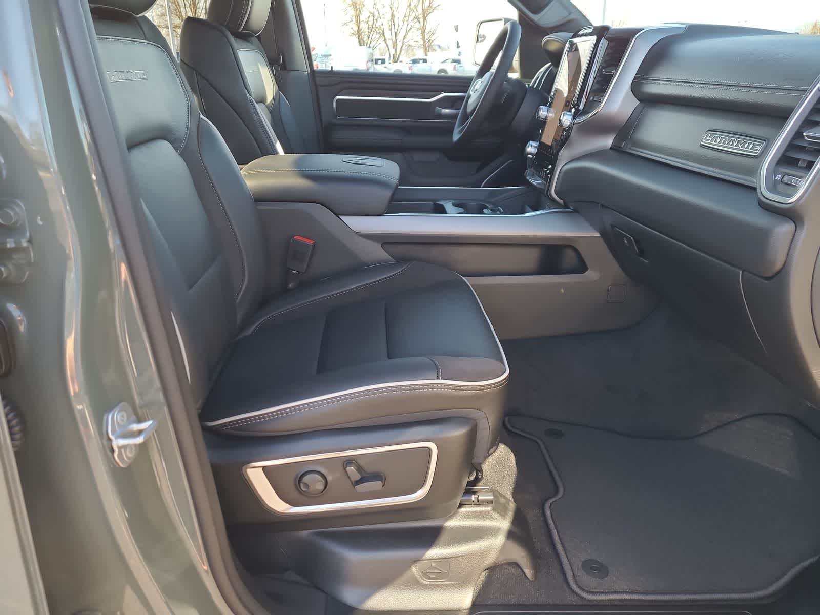 Thumbnail: 2026 RAM 1500 - 22