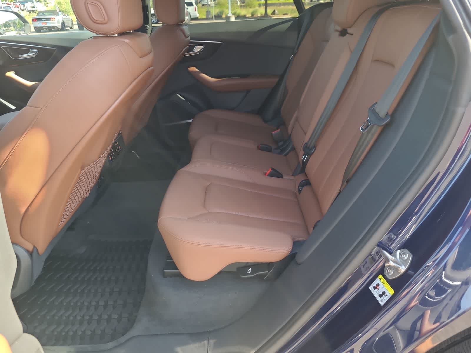 Thumbnail: 2021 Audi Q8 - 21