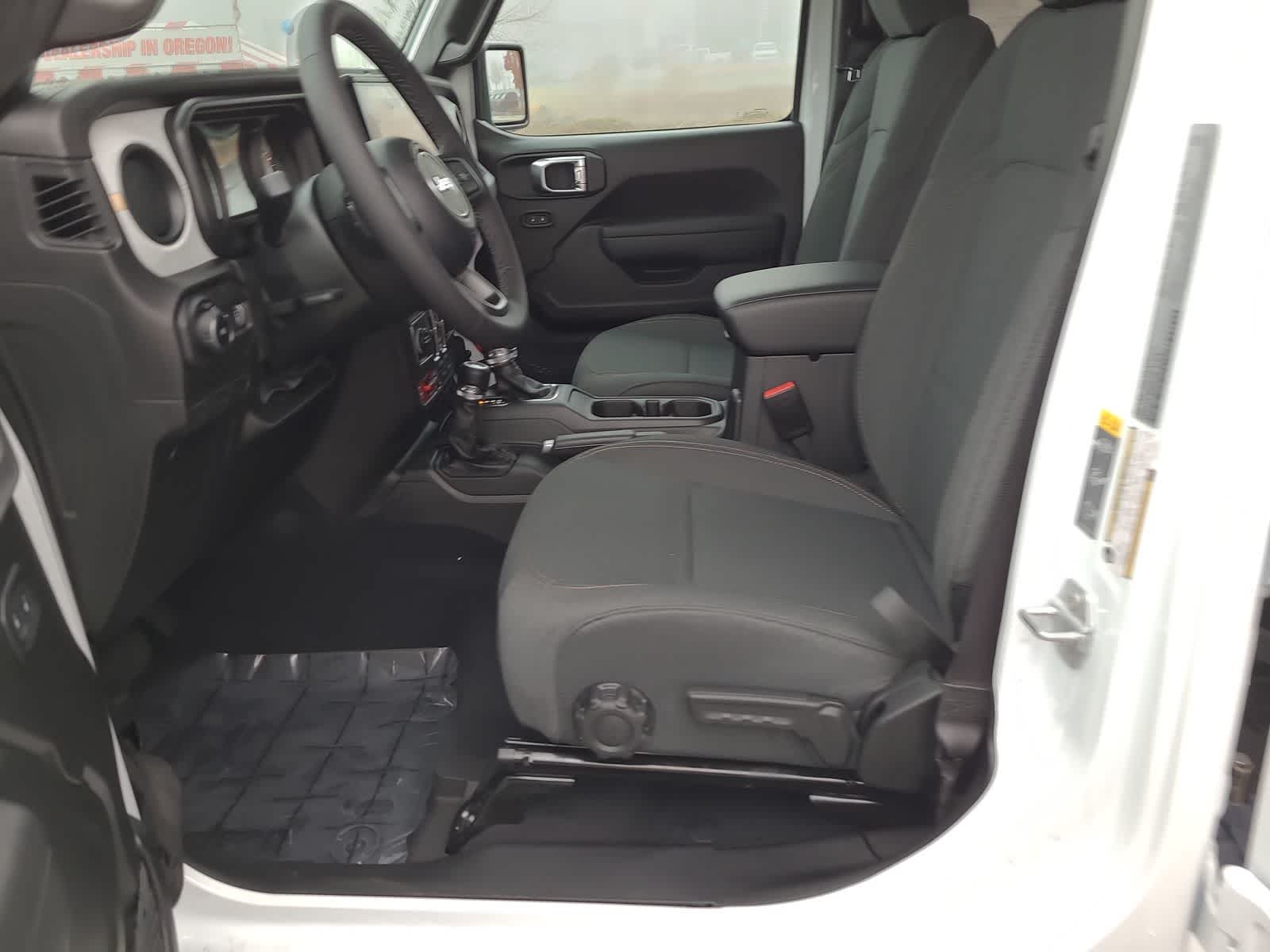 Thumbnail: 2026 Jeep Wrangler - 19