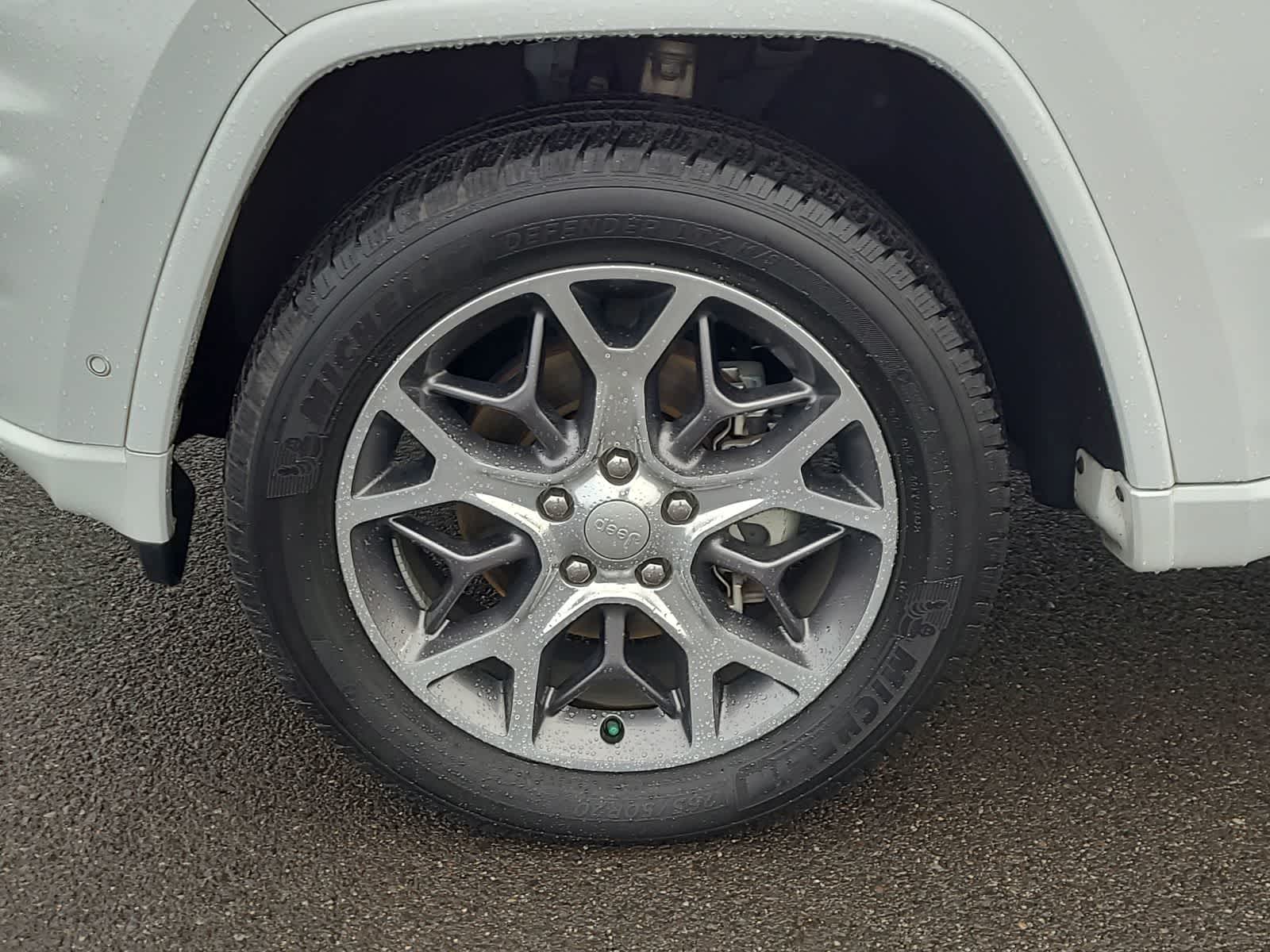 Thumbnail: 2020 Jeep Grand Cherokee - 16