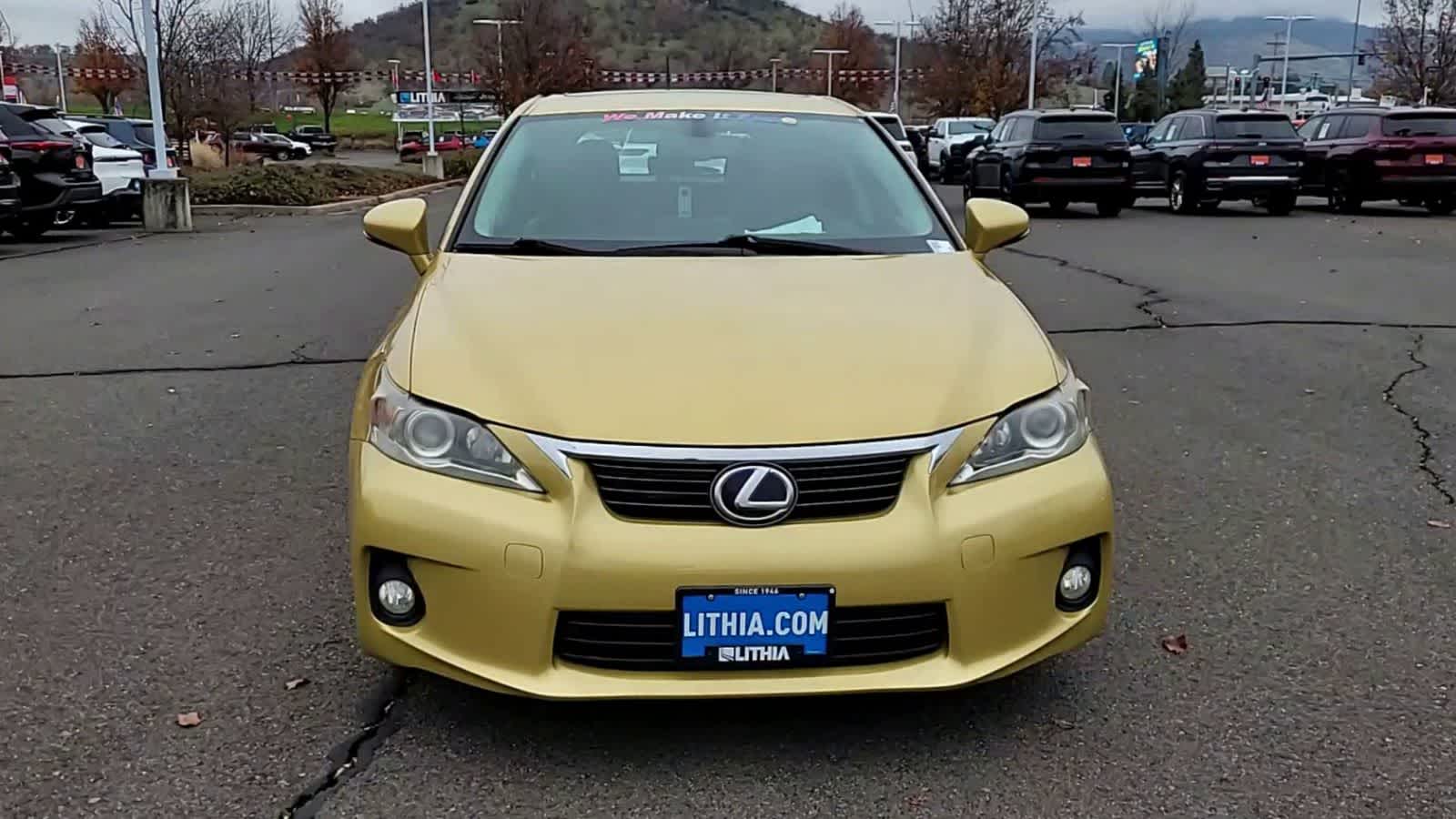 Thumbnail: 2011 Lexus CT - 3