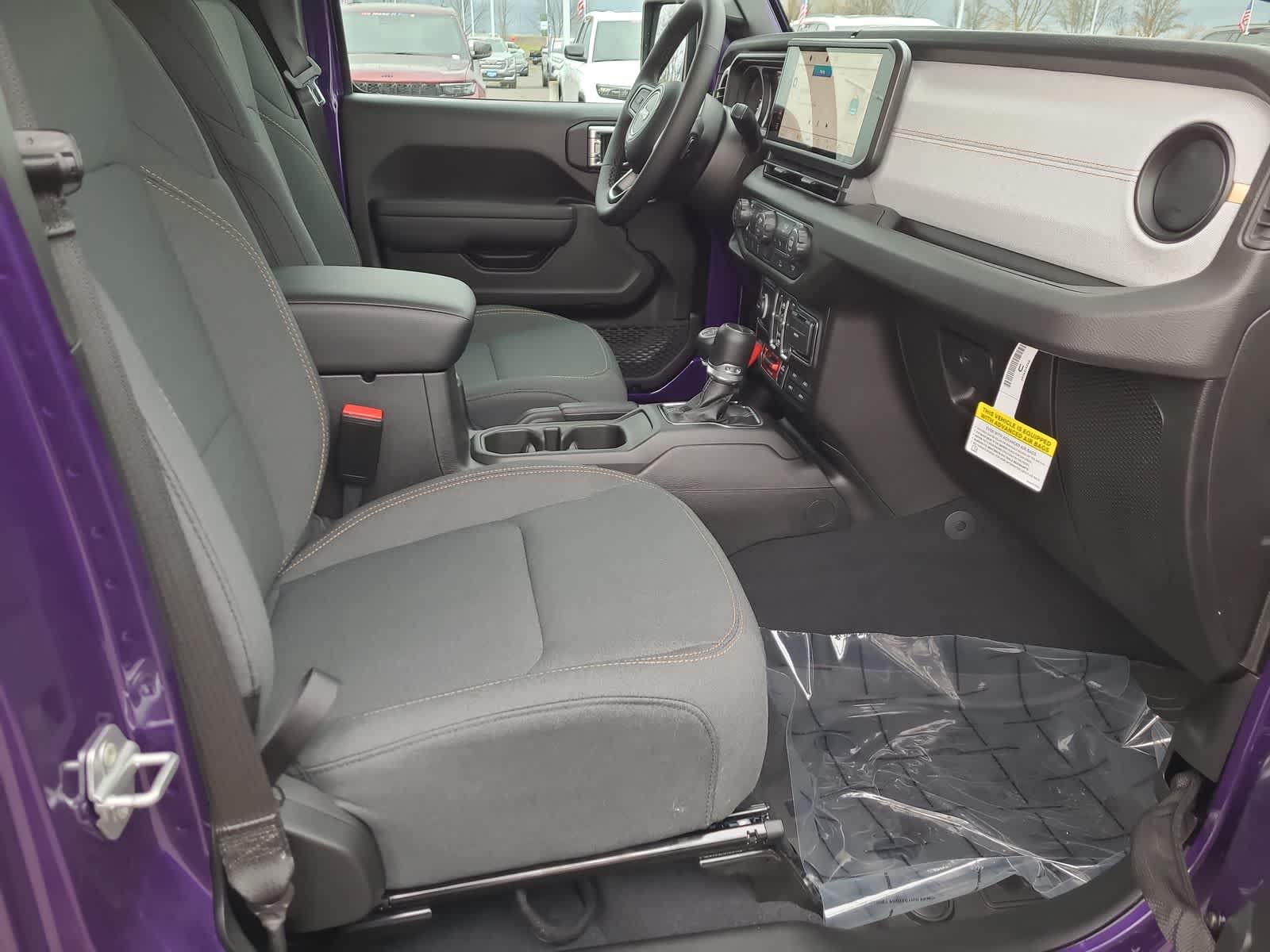 Thumbnail: 2026 Jeep Gladiator - 22