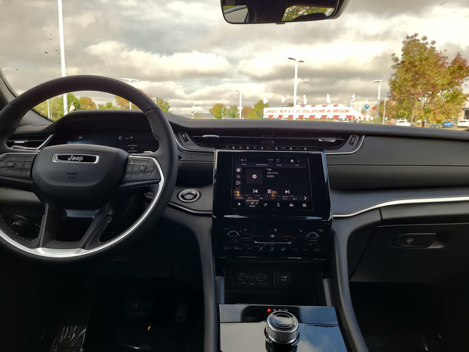 Thumbnail: 2025 Jeep Grand Cherokee - 18