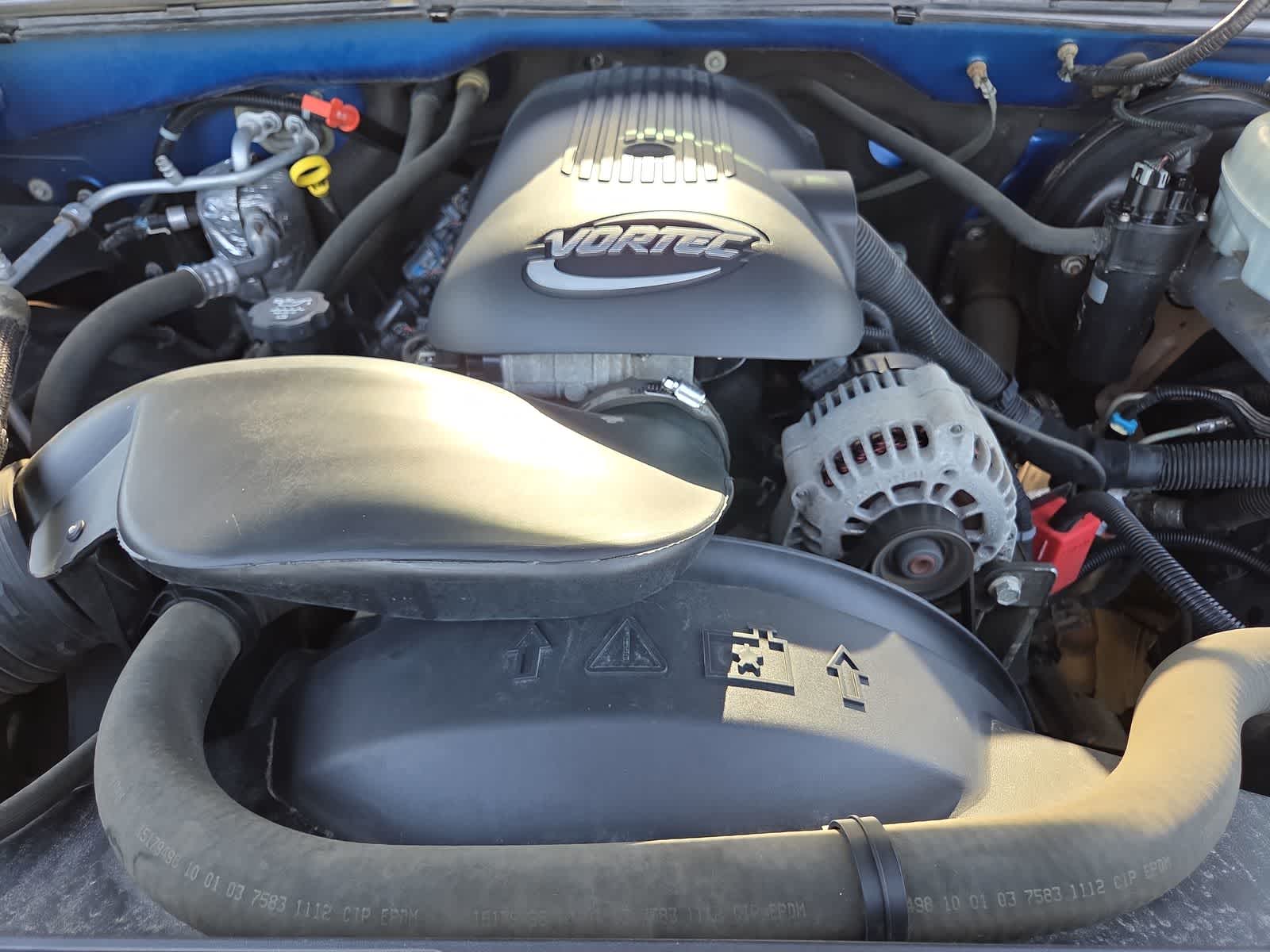 Thumbnail: 2004 Chevrolet Silverado 1500 - 17