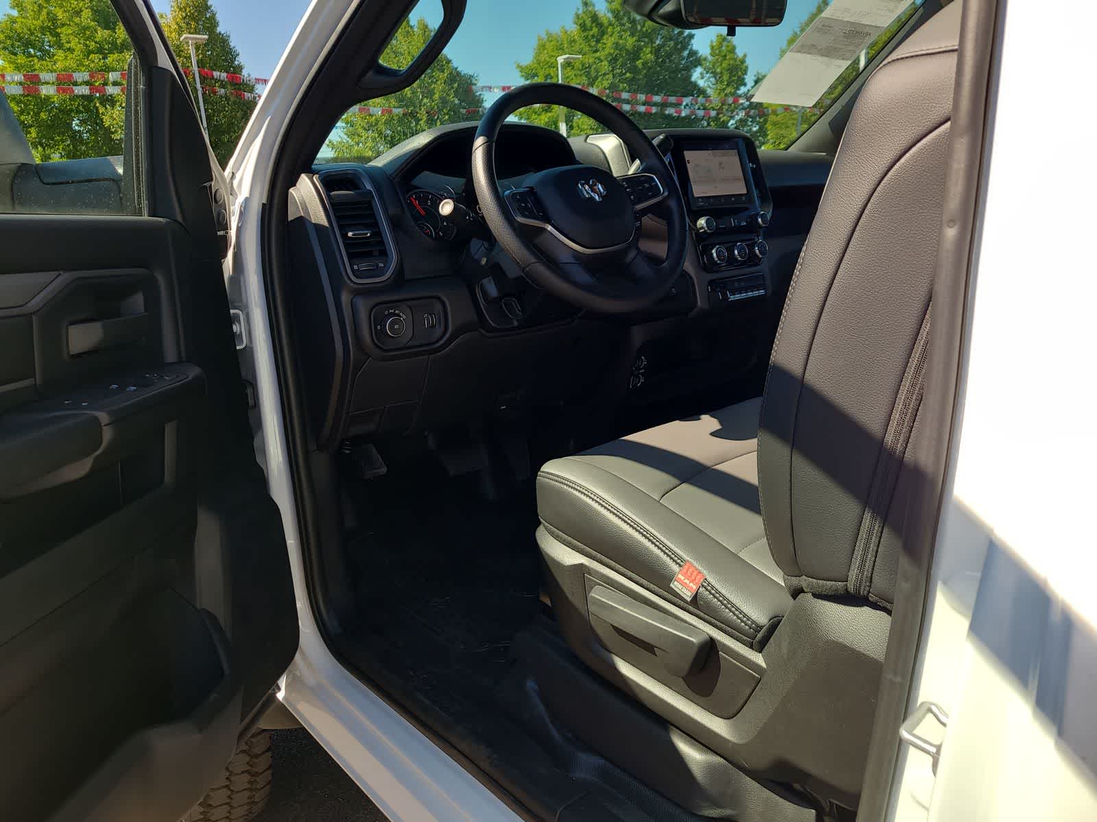 Thumbnail: 2025 RAM 5500 - 10