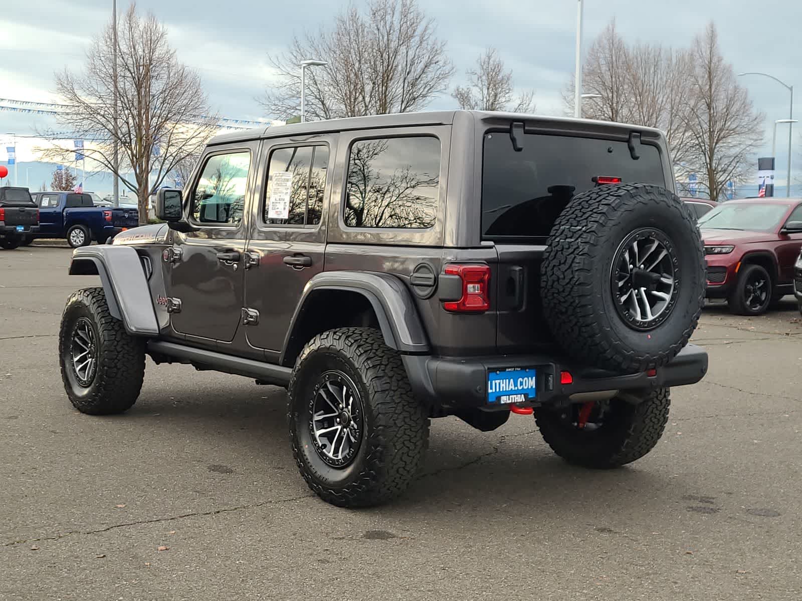 Thumbnail: 2025 Jeep Wrangler - 12