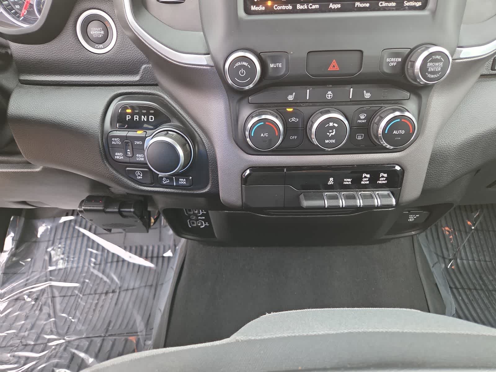 Thumbnail: 2019 RAM 1500 - 24