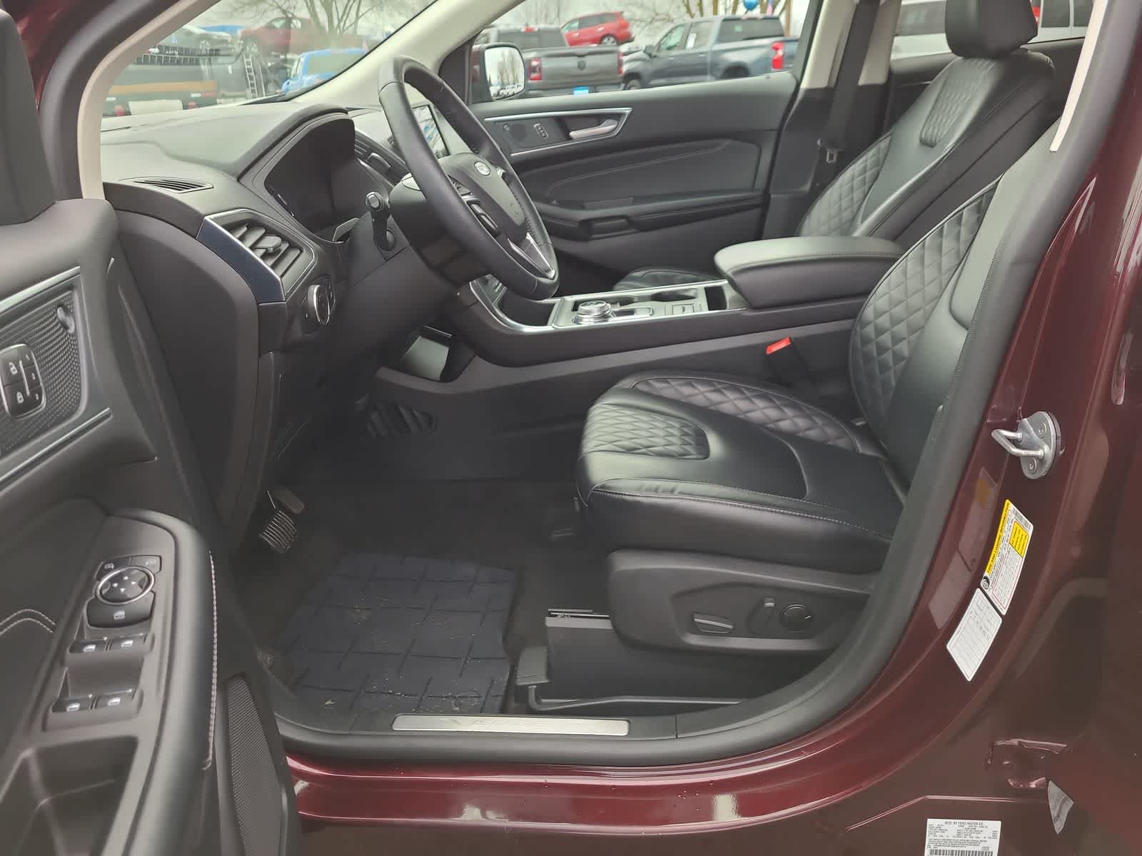 Thumbnail: 2024 Ford Edge - 19