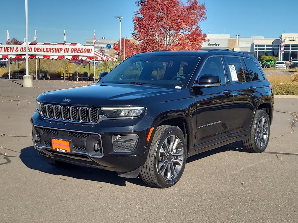 Used 2023 Jeep Grand Cherokee Overland SUV
