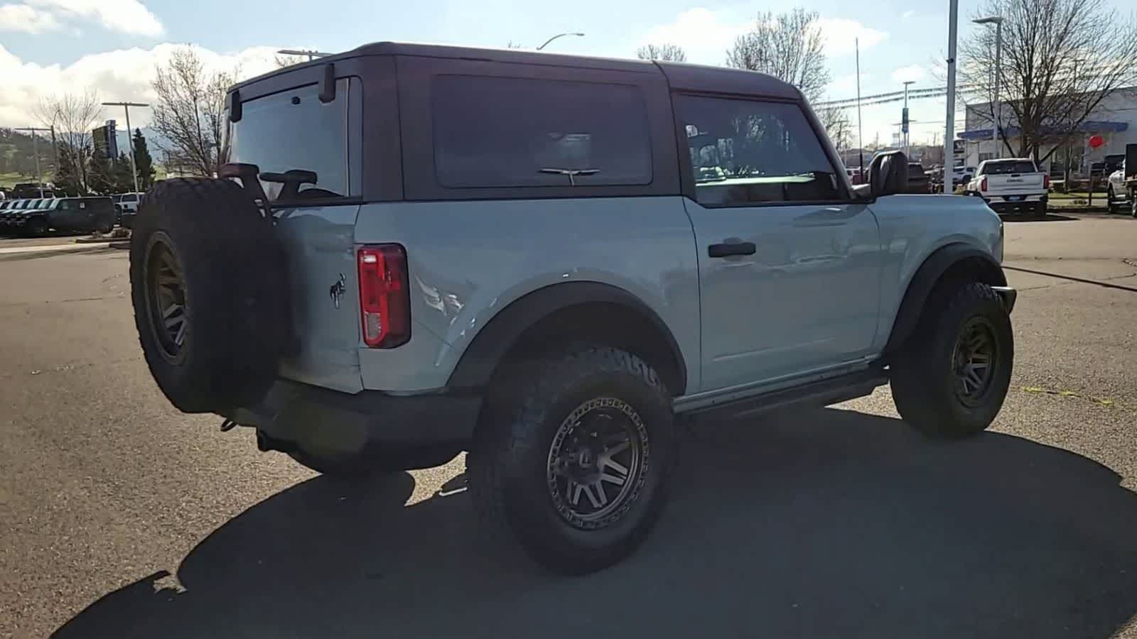 Thumbnail: 2023 Ford Bronco - 8