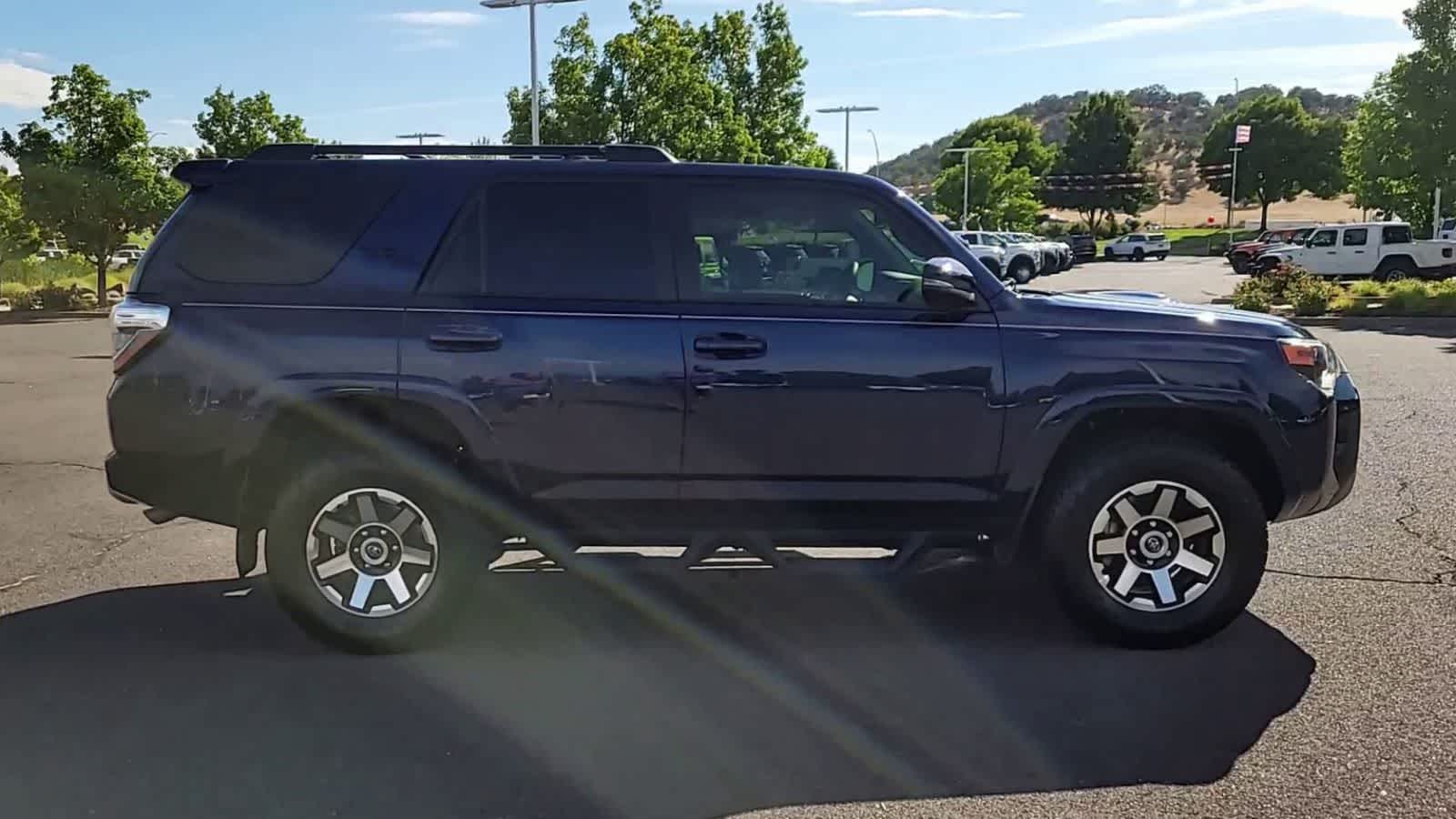Thumbnail: 2021 Toyota 4Runner - 9