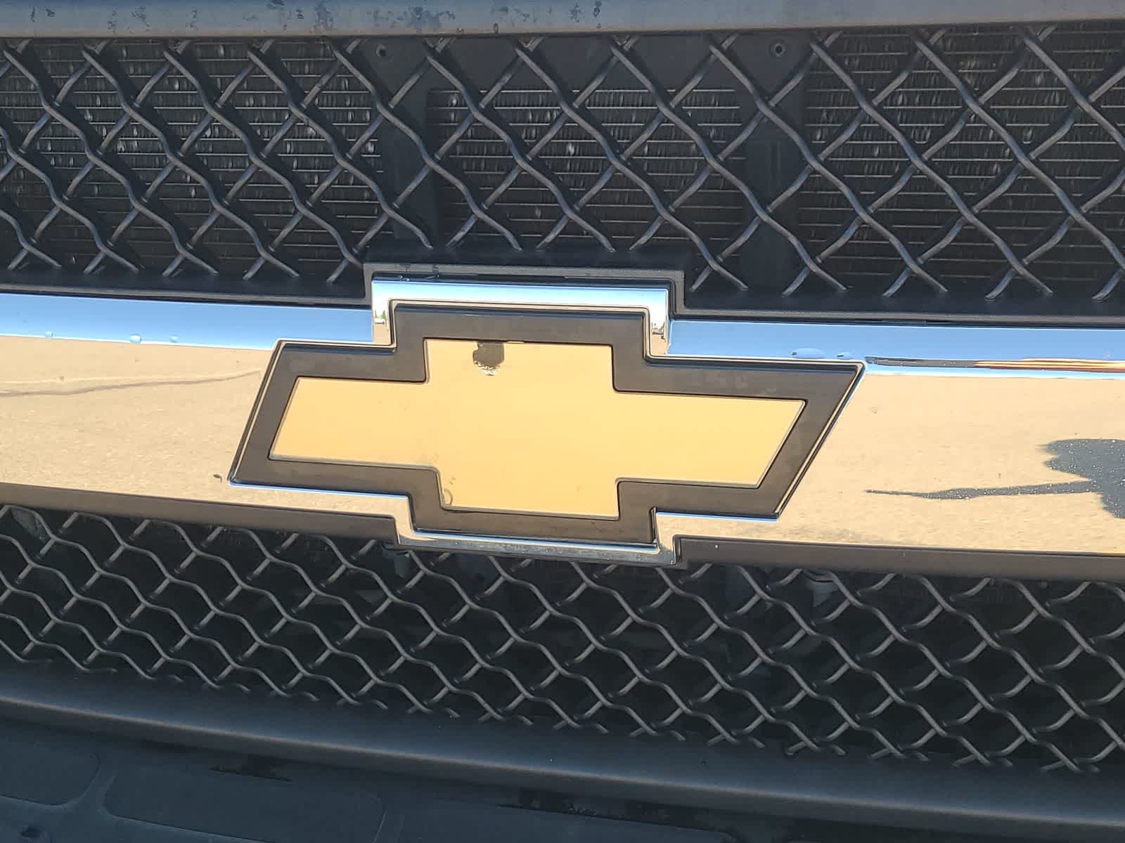 Thumbnail: 2019 Chevrolet Express - 15