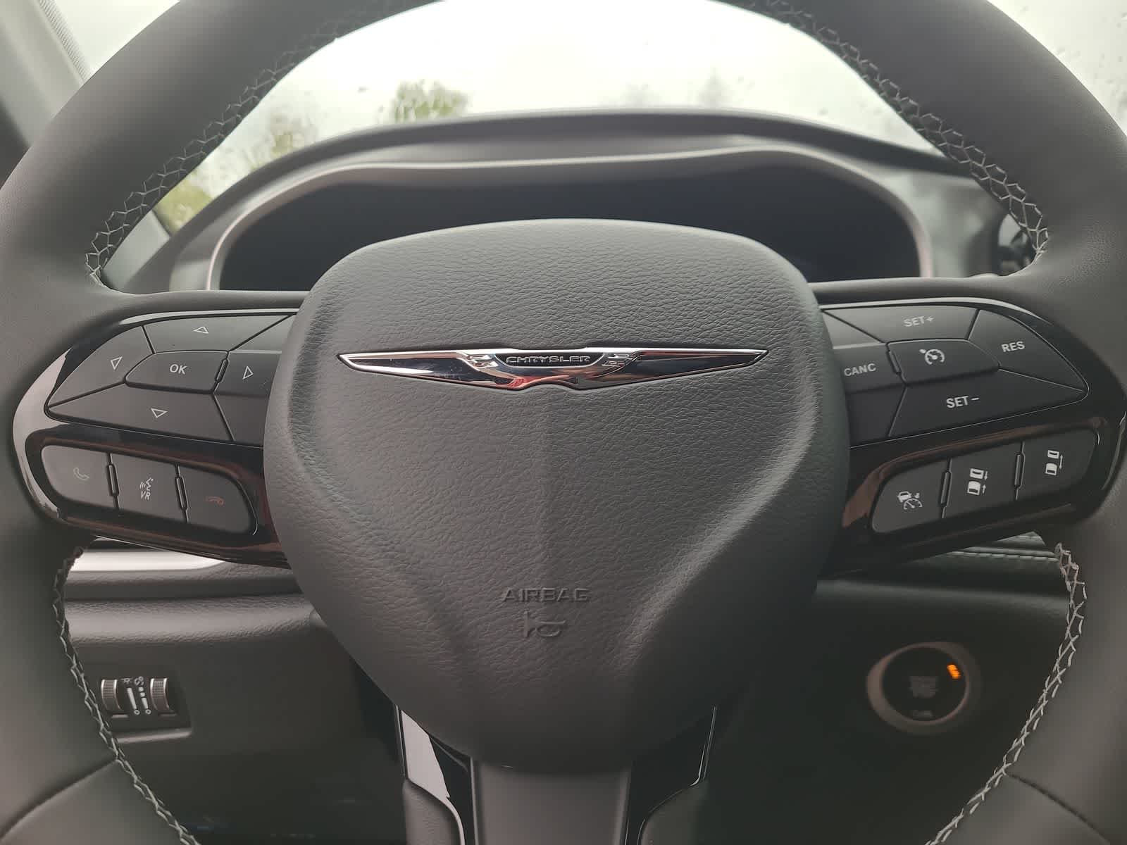 Thumbnail: 2026 Chrysler Pacifica - 23