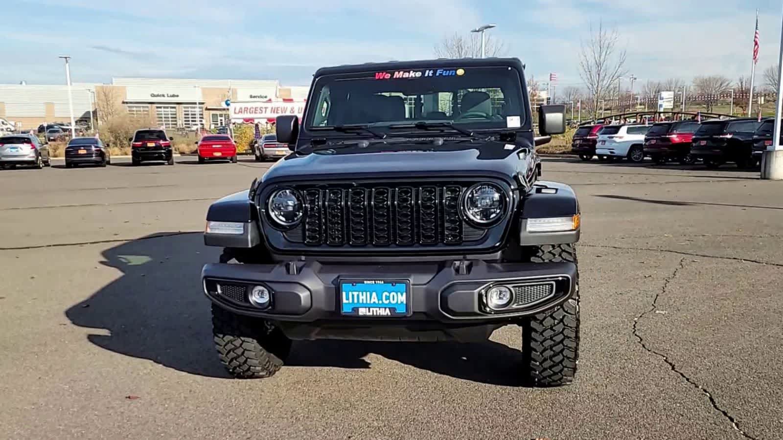 Thumbnail: 2026 Jeep Gladiator - 3