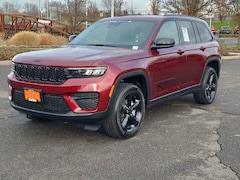 2025 Jeep Grand Cherokee ALTITUDE X 4X4 Sport Utility Medford, OR