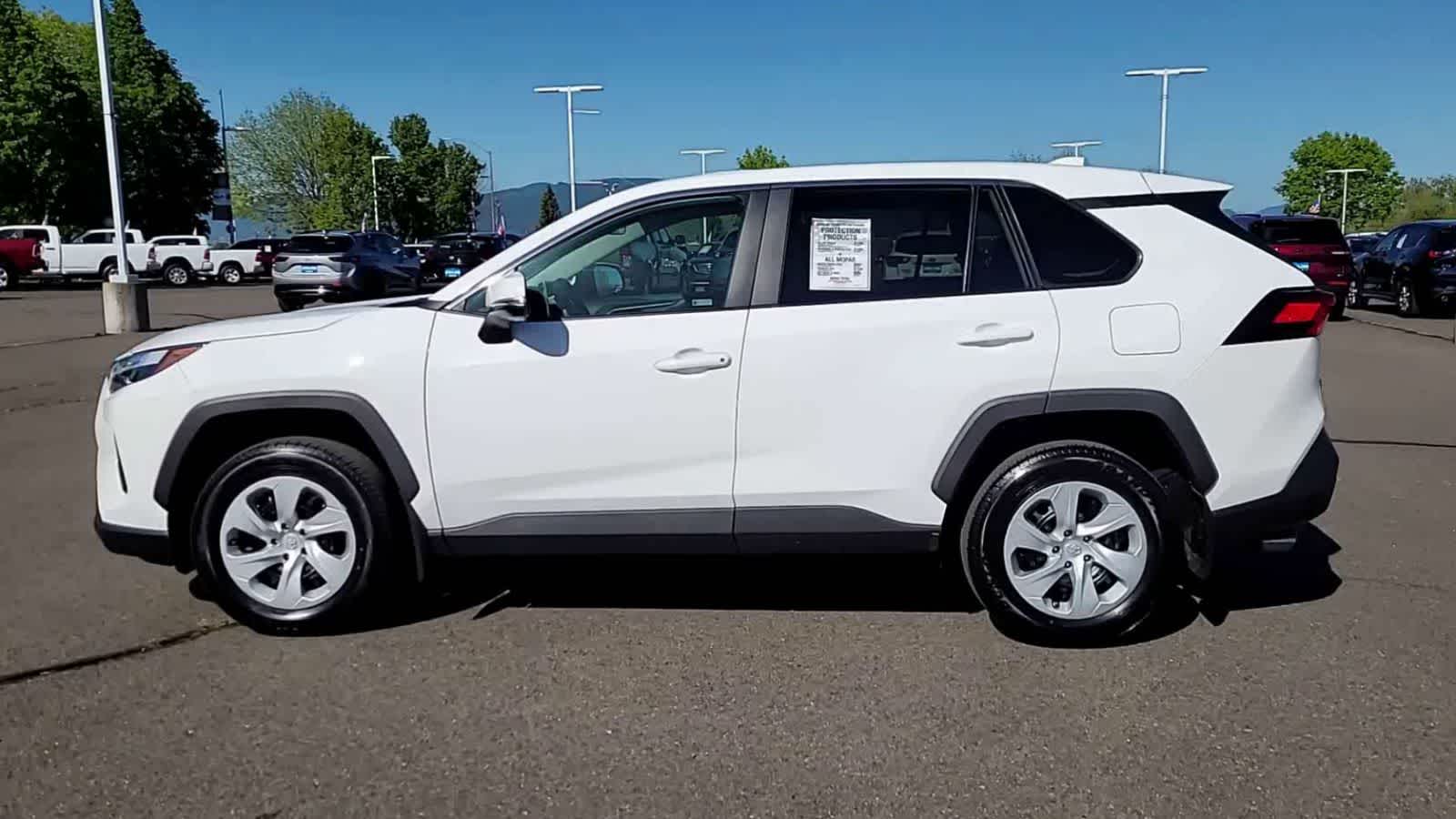 Thumbnail: 2025 Toyota RAV4 - 5