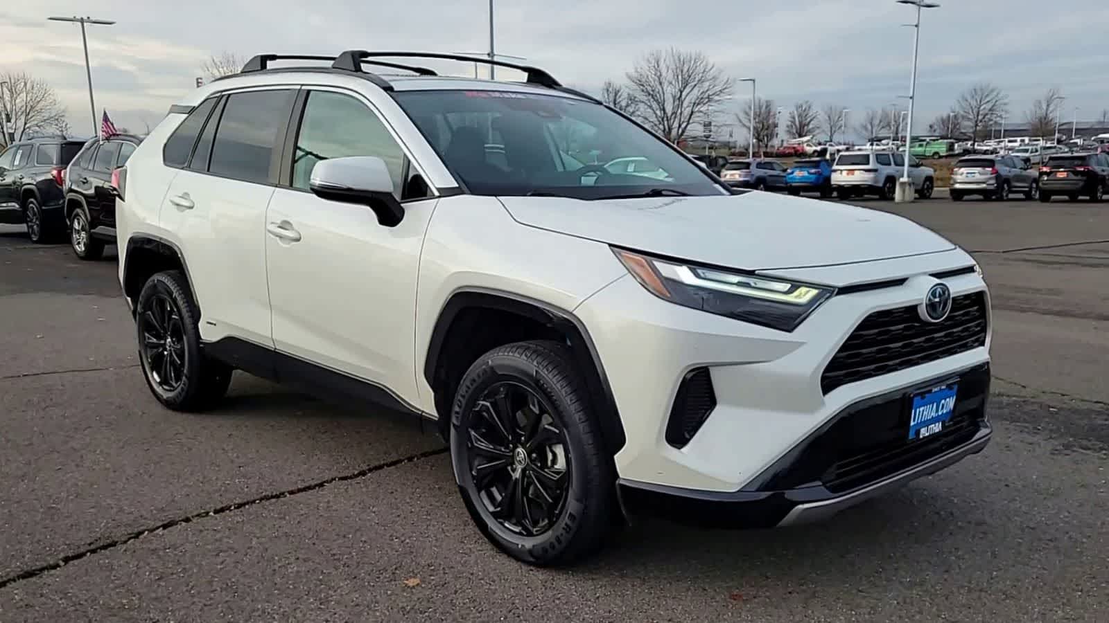 Thumbnail: 2022 Toyota RAV4 - 2